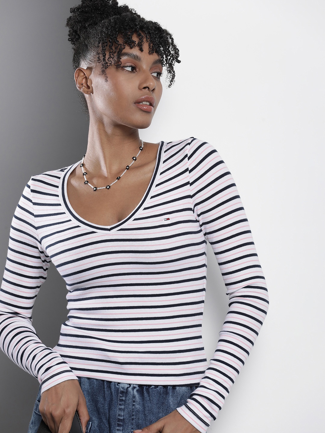 

Tommy Hilfiger Striped V-Neck Slim Fit T-shirt, White