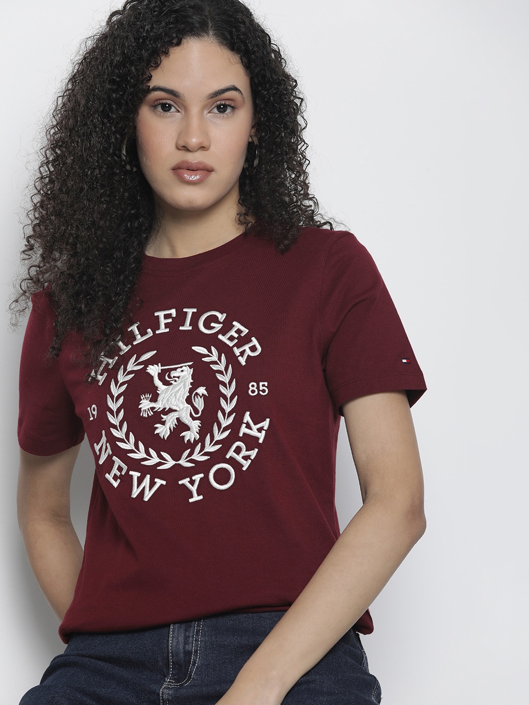 

Tommy Hilfiger Brand Logo Embroidered Pure Cotton T-shirt, Burgundy