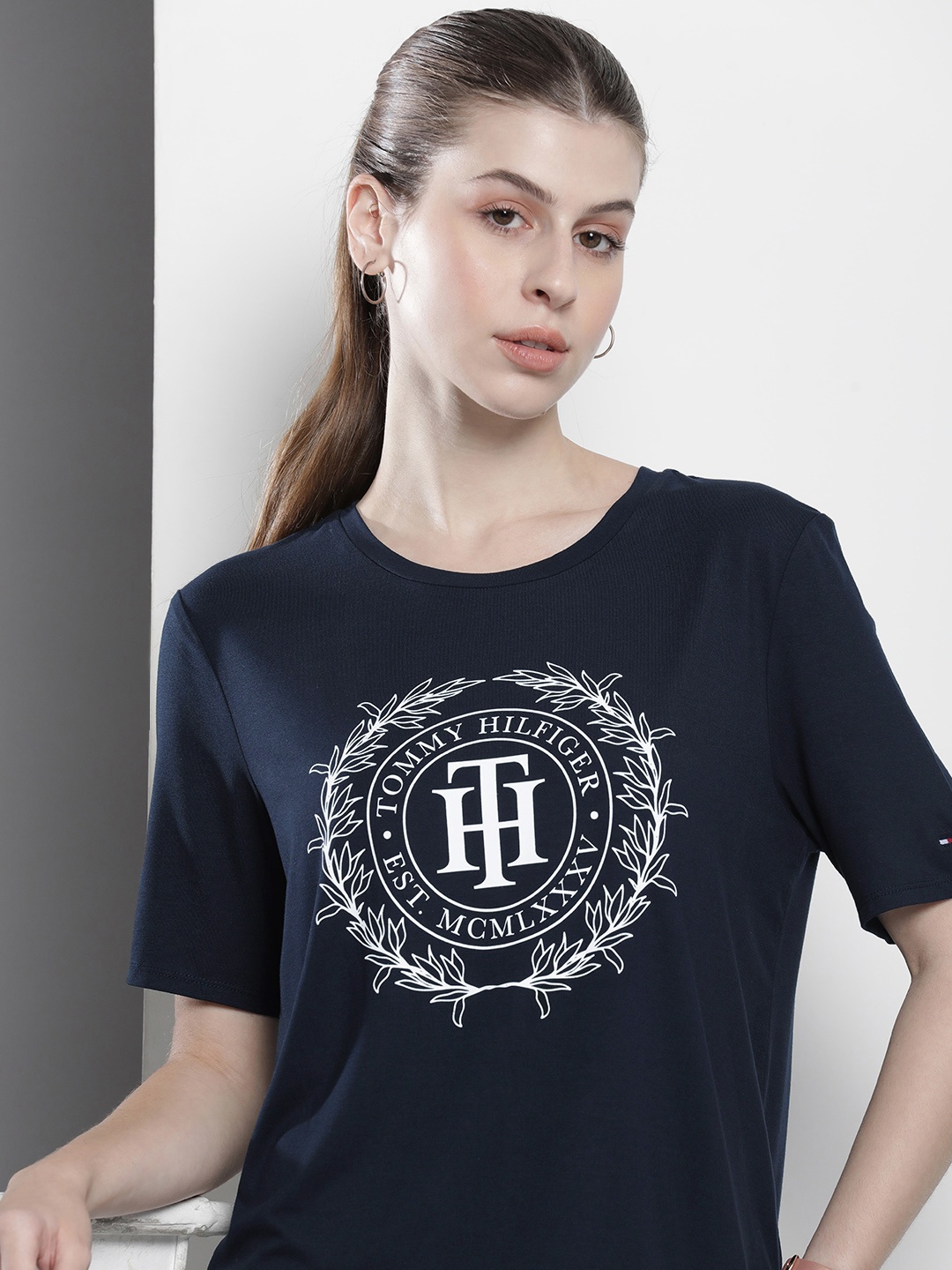 

Tommy Hilfiger Women Brand Logo Printed T-shirt, Navy blue