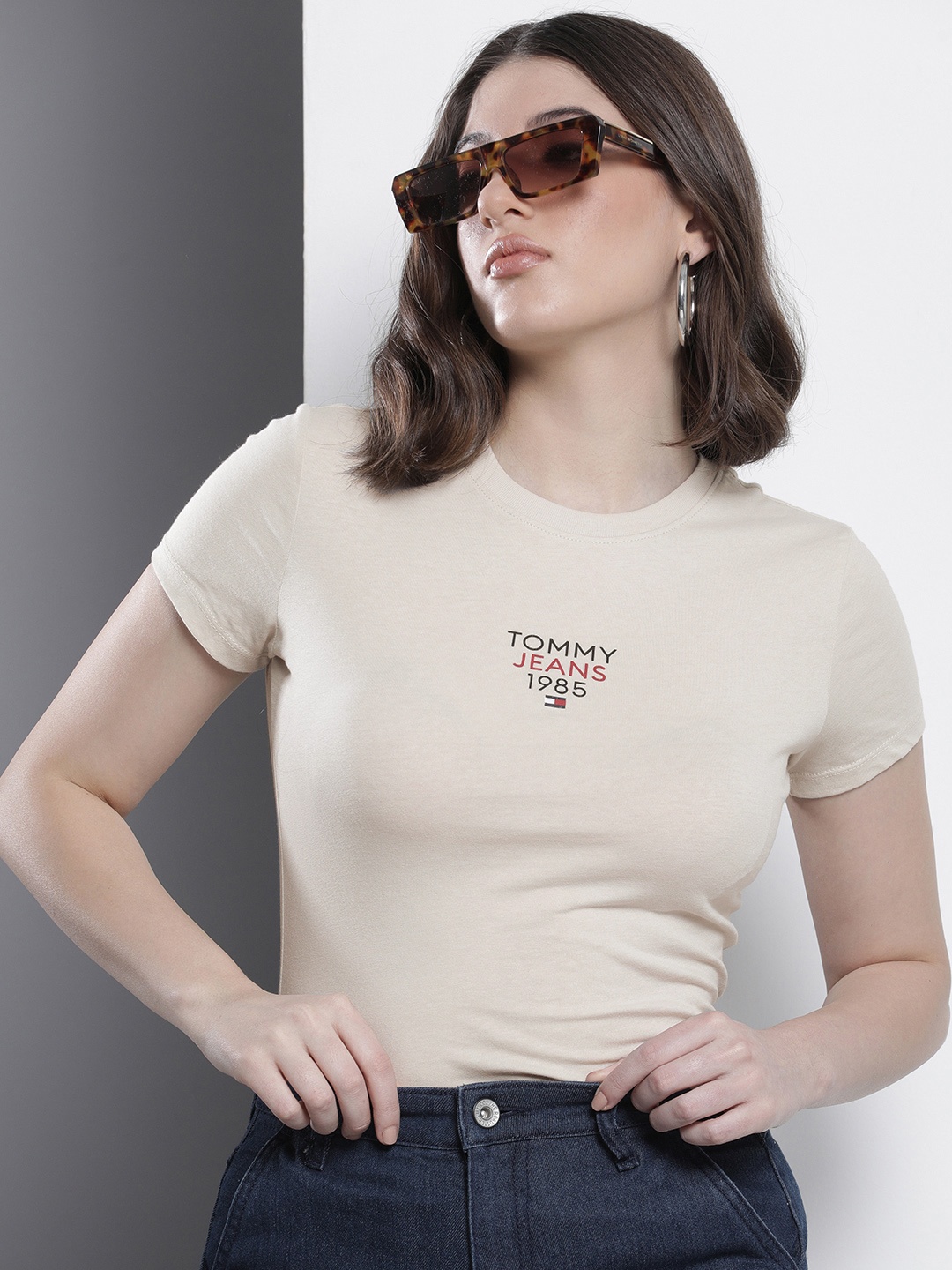 

Tommy Hilfiger Brand Logo Printed Slim Fit T-shirt, Beige