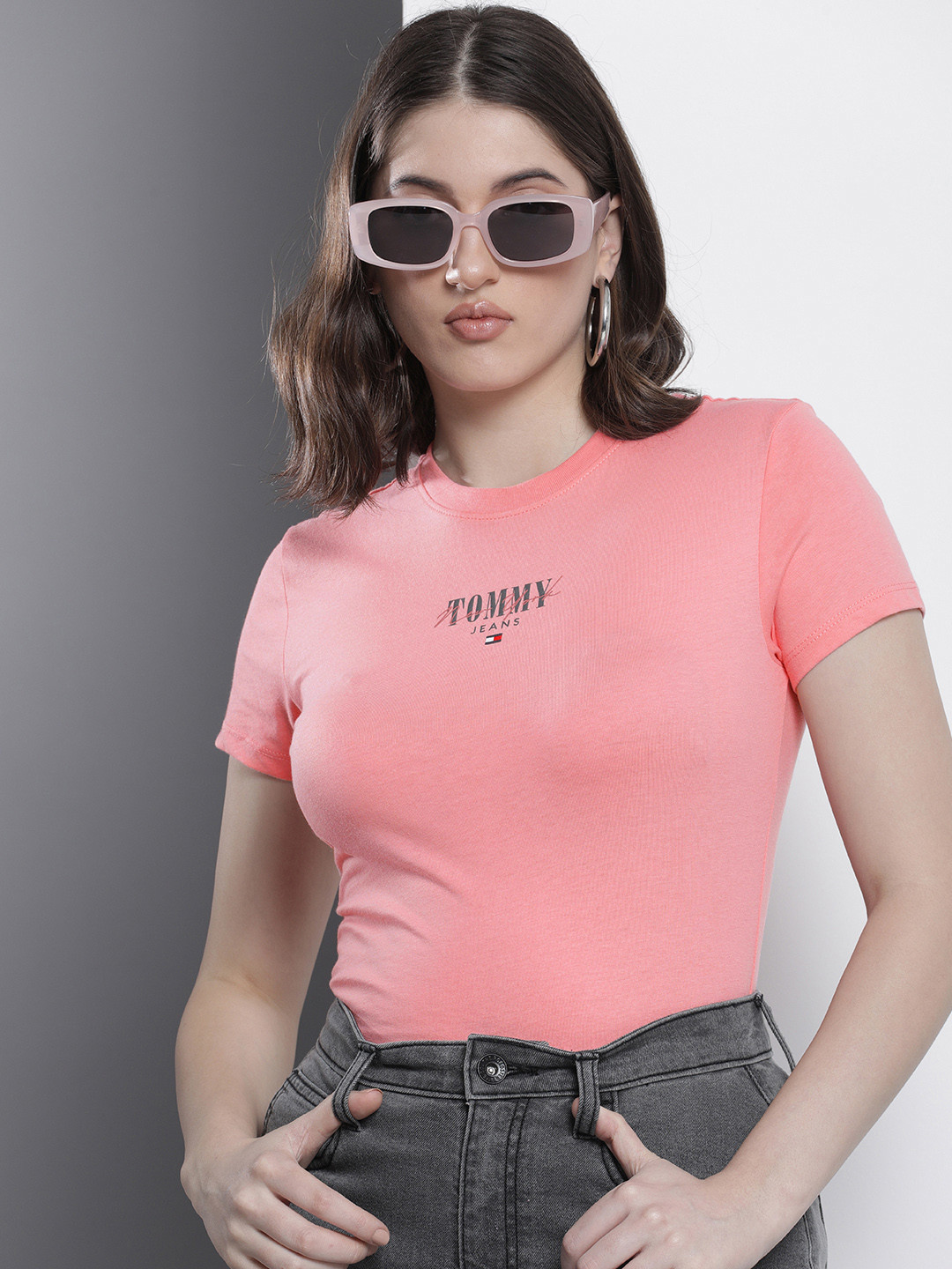 

Tommy Hilfiger Brand Logo Printed Slim Fit T-shirt, Pink