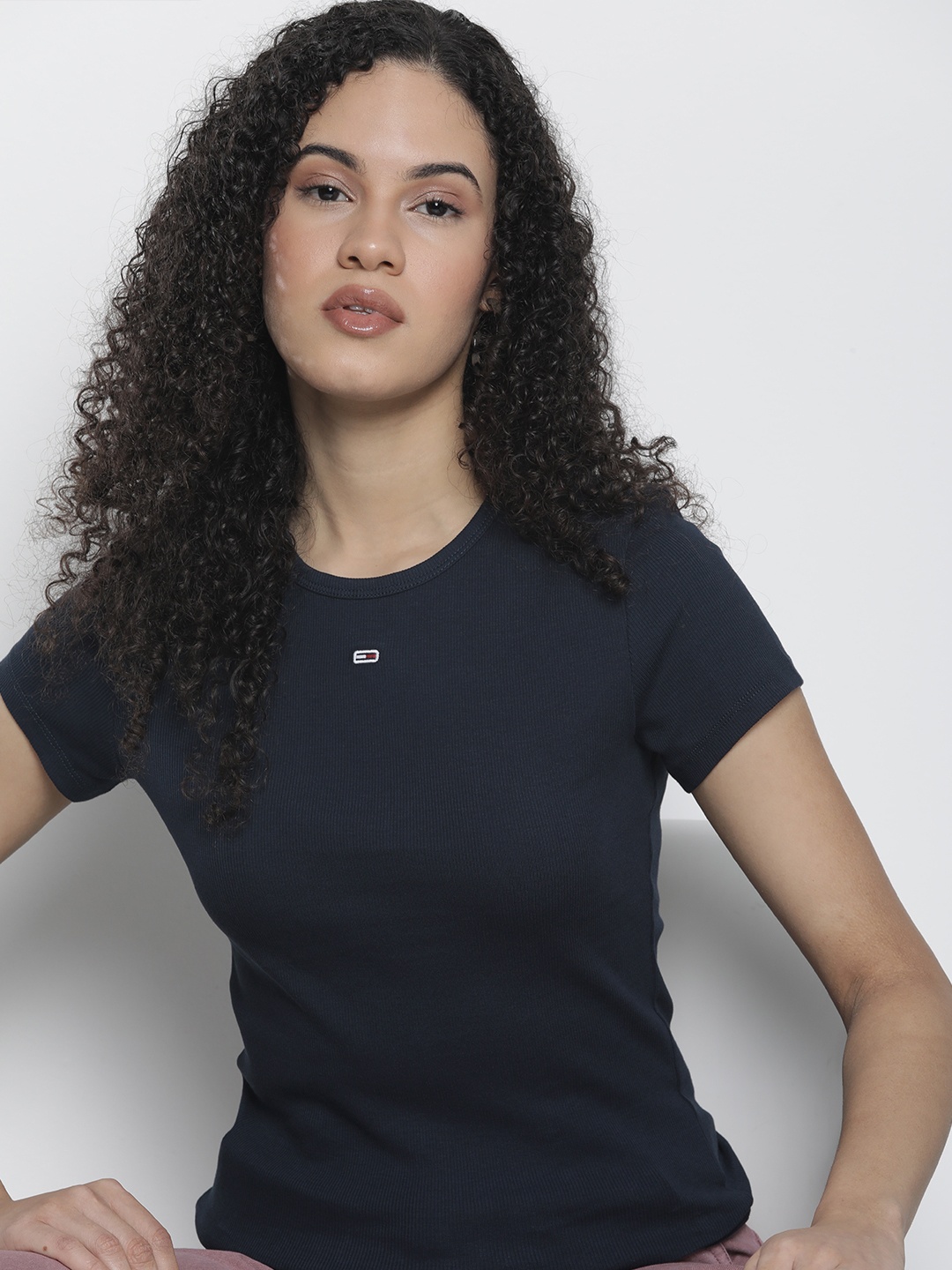

Tommy Hilfiger Solid Slim Fit Casual T-shirt, Navy blue