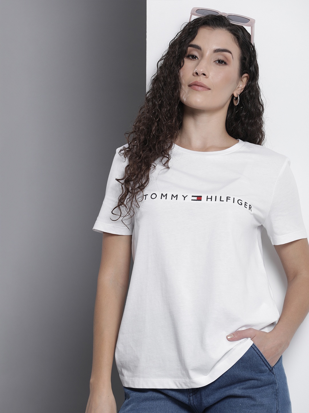 

Tommy Hilfiger Brand Logo Embroidered Pure Cotton Casual T-shirt, White