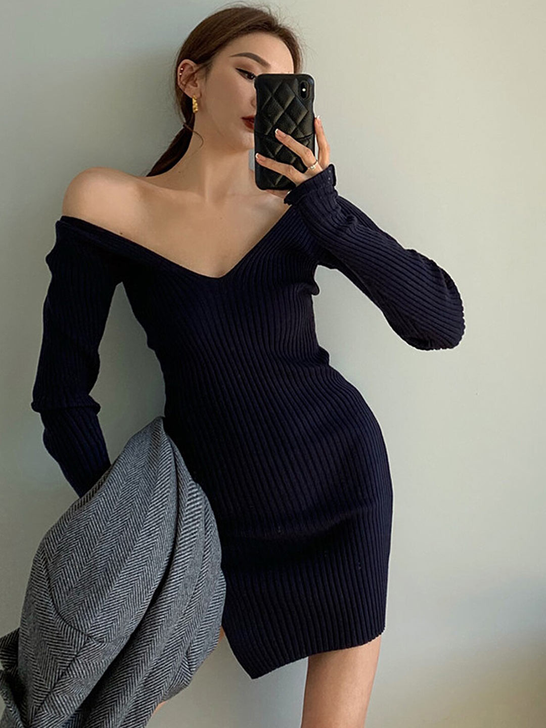 

LULU & SKY Off-Shoulder Sheath Dress, Black
