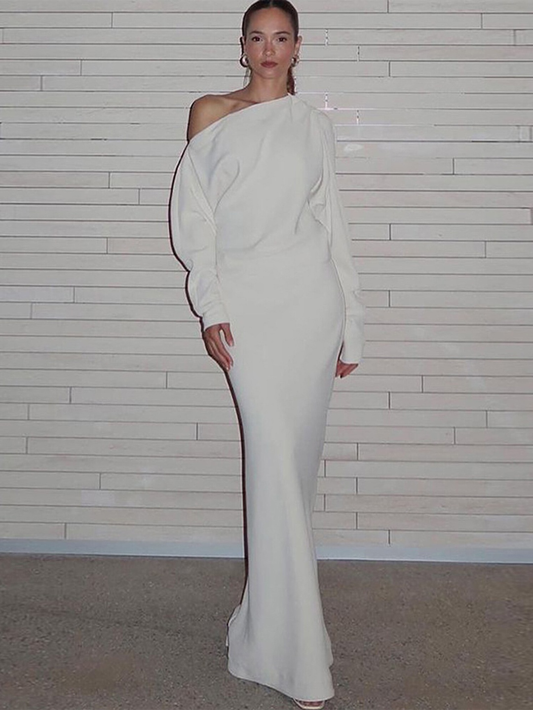 

LULU & SKY Long Sleeves Asymmetrical Neck Sheath Dress, White
