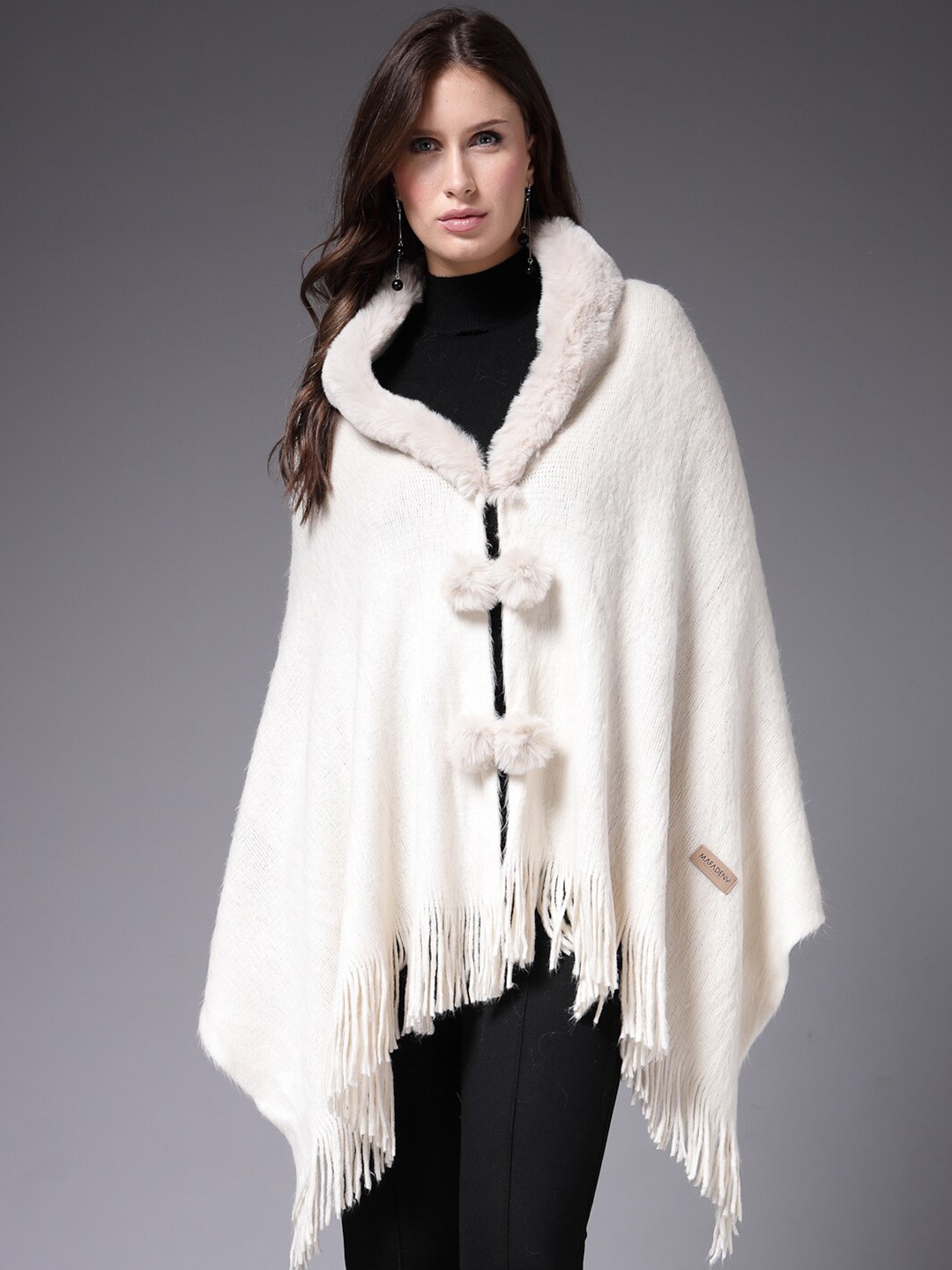 

Mafadeny Shawl Collar Poncho, Off white