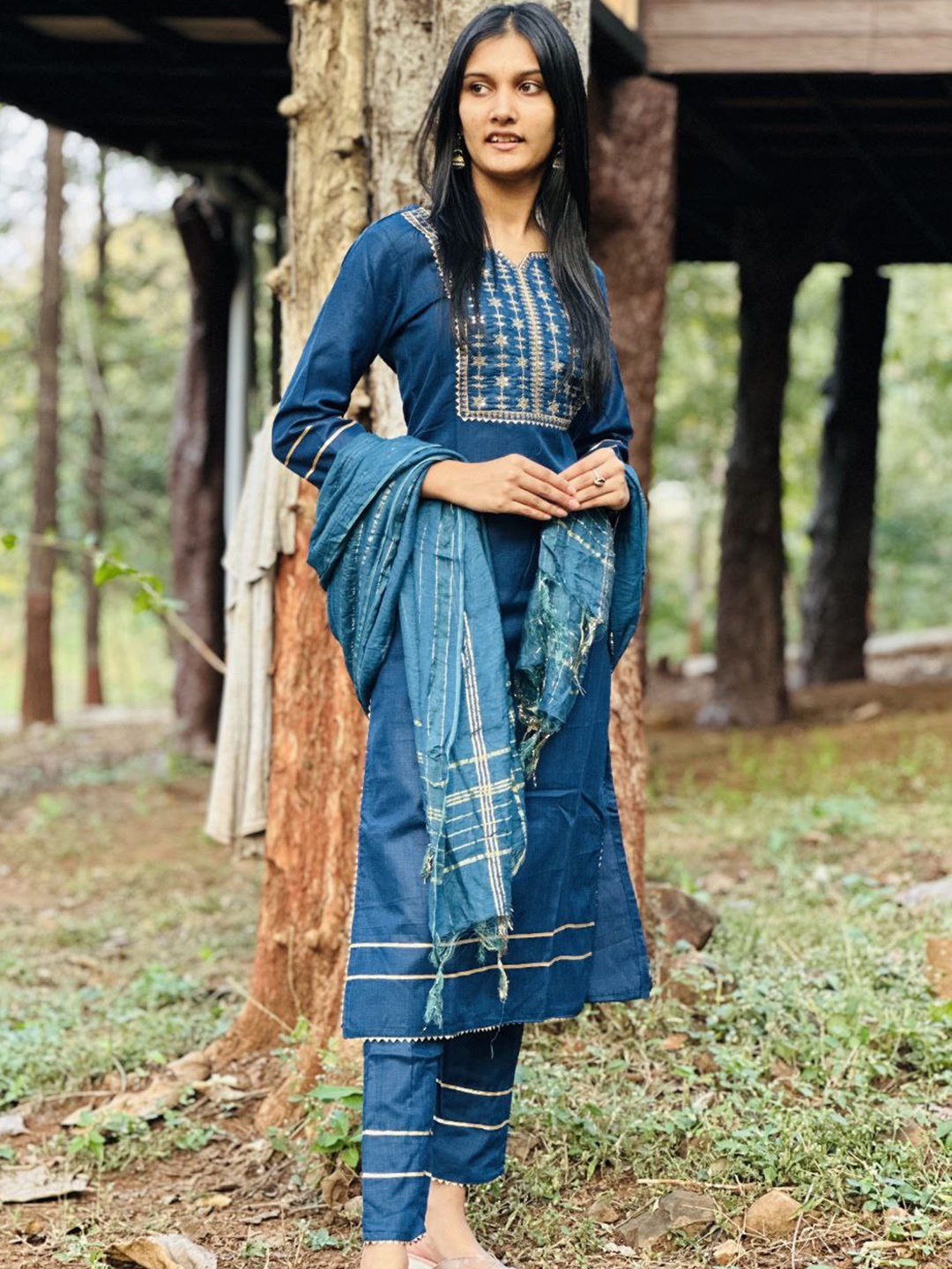 

Twika Women Beige Embroidered Regular Kurti with Trousers & With Dupatta, Blue