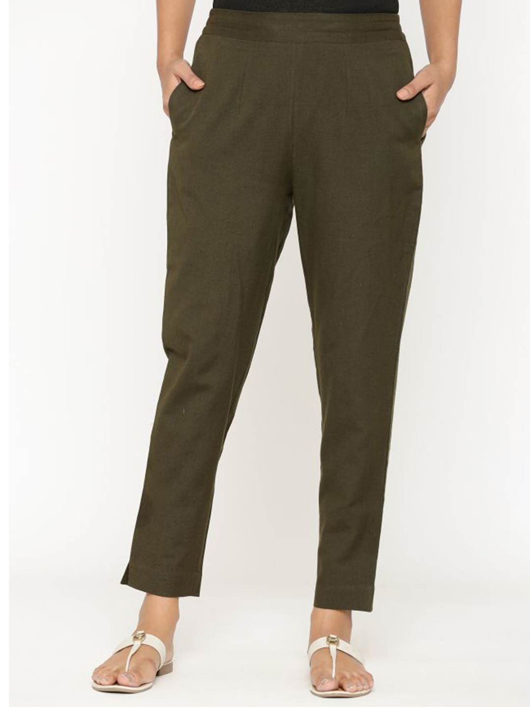 

MAIYEE Women Mid-Rise Cotton Cropped Cigarette Trousers, Olive