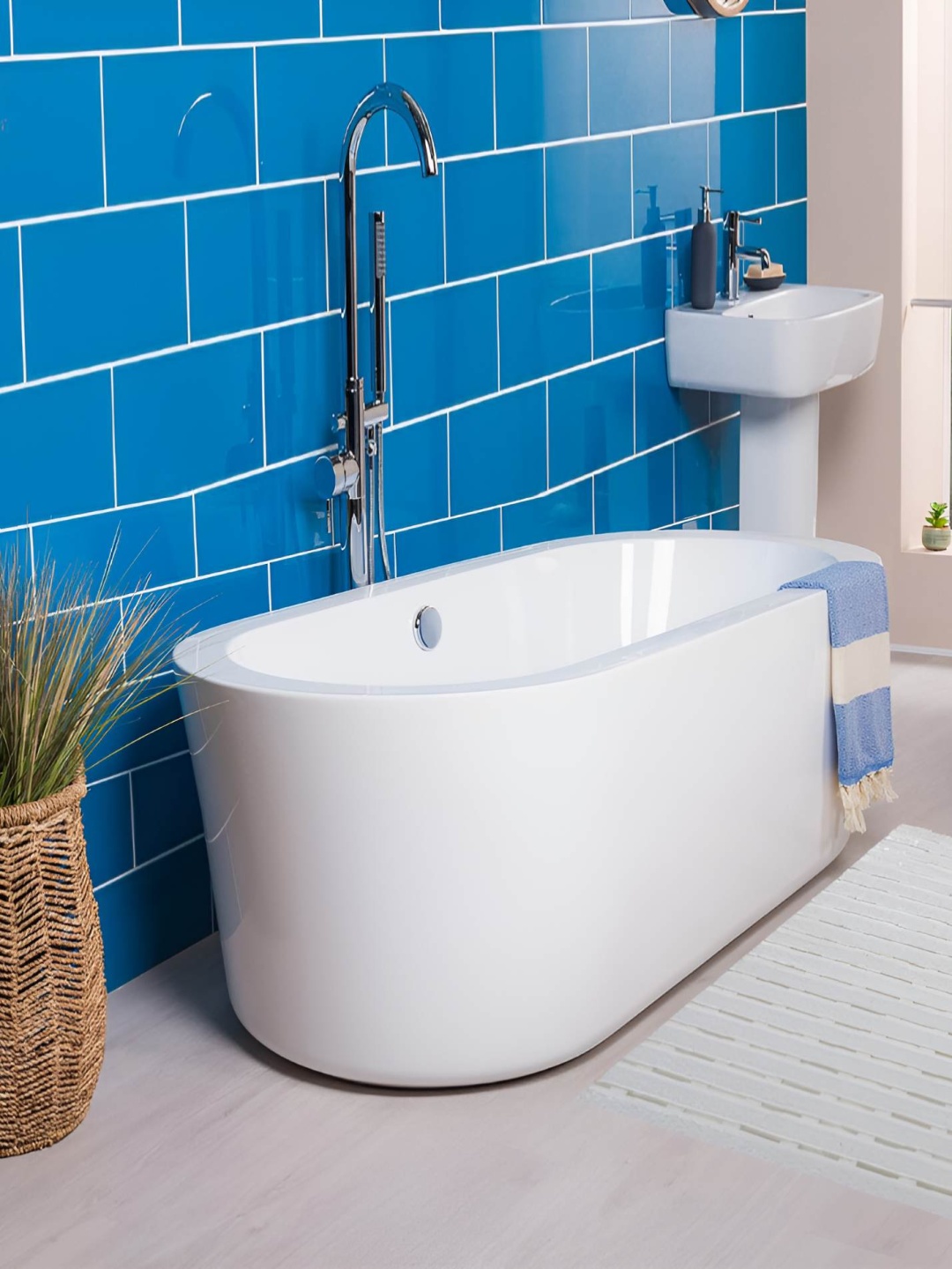 

CASA-NEST Grey Anti-Skid Bath Rug