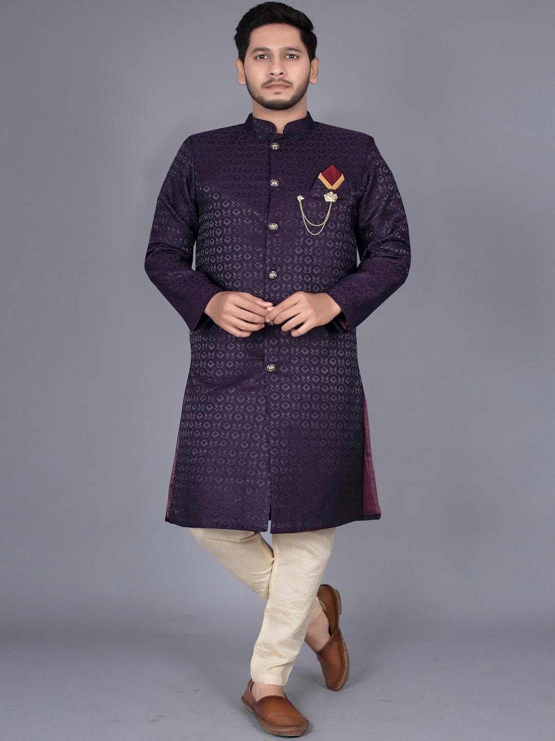 

amzira Self-Design Jacquard Sherwani Set, Purple