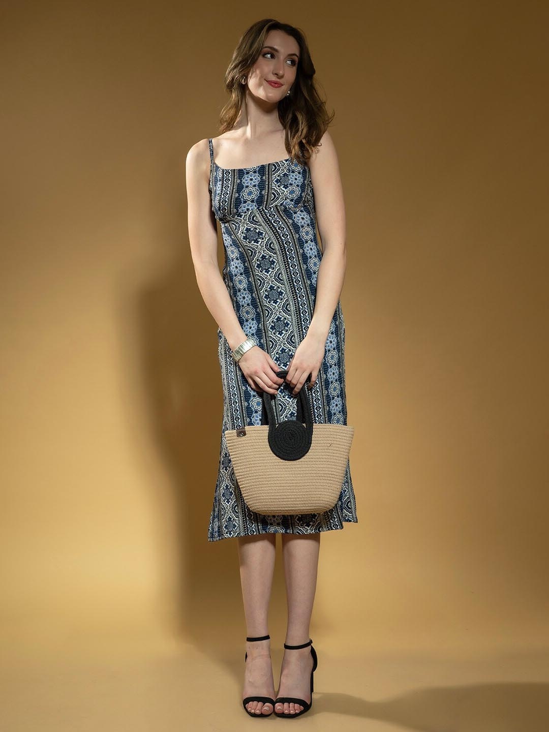 

Stylecast X Hersheinbox Blue & Grey Ethnic Motifs Printed A-Line Dress