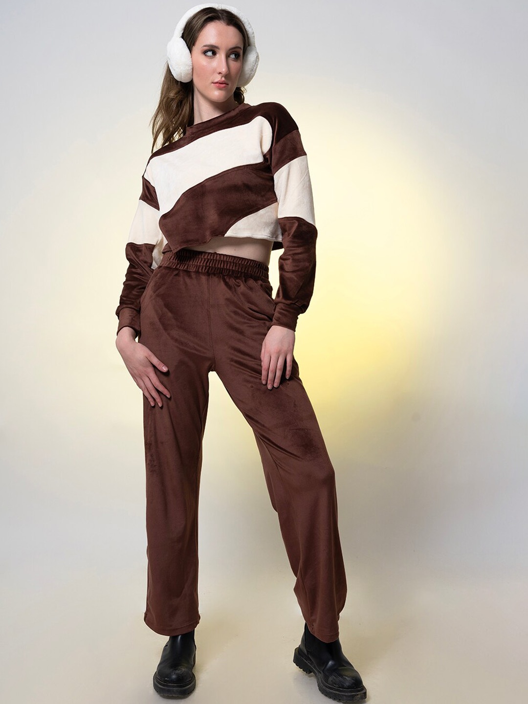 

Stylecast X Hersheinbox Brown & White Colourblocked Top With Trousers Co-Ords
