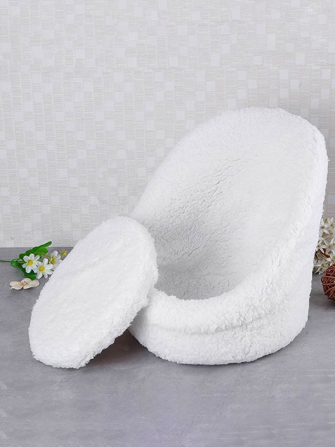 

Babymoon Kids White Baby Posing Chair Seat Props