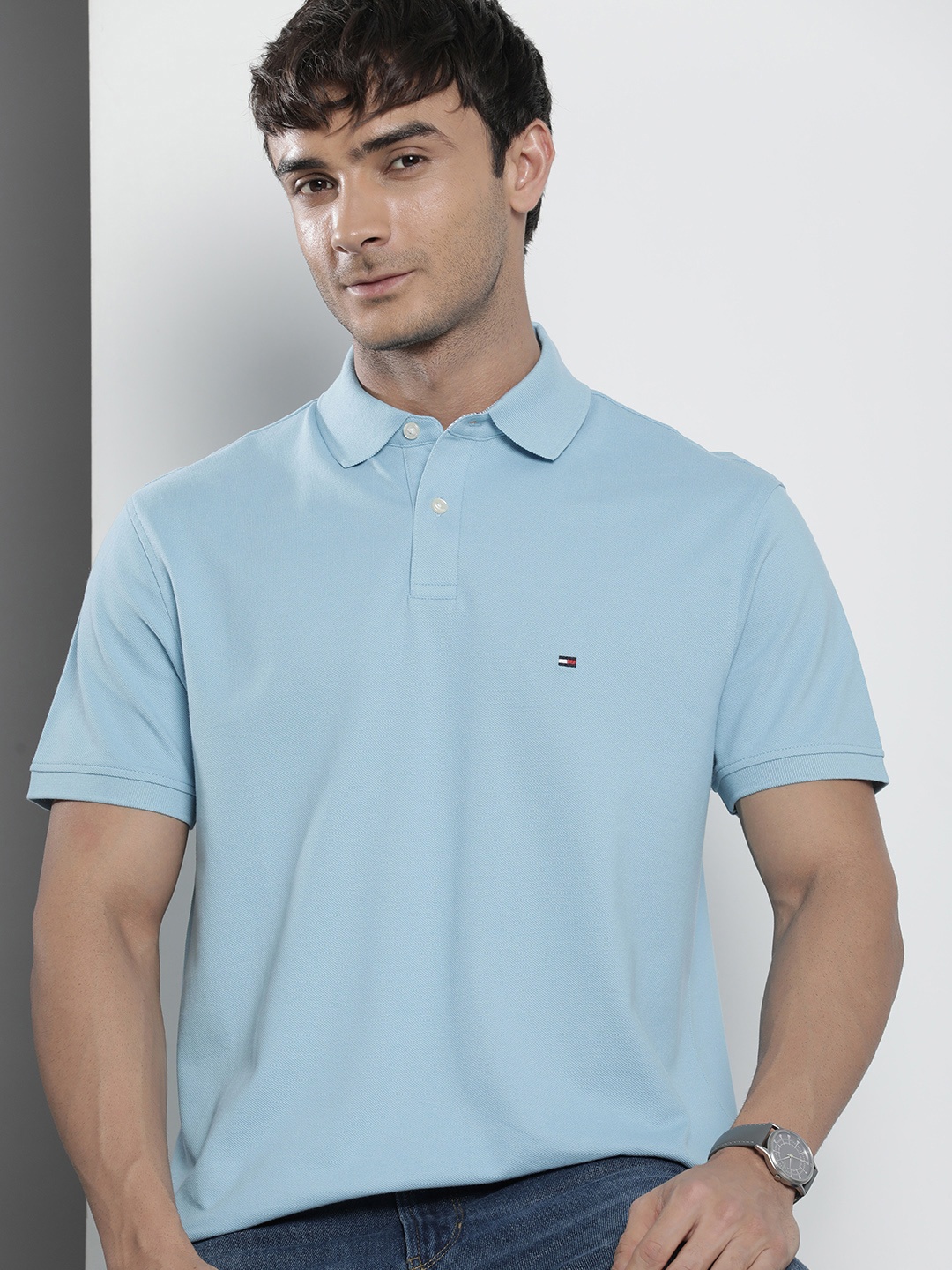 

Tommy Hilfiger Men Solid Polo Collar Indigo Knitted Classic Fit T-shirt, Blue
