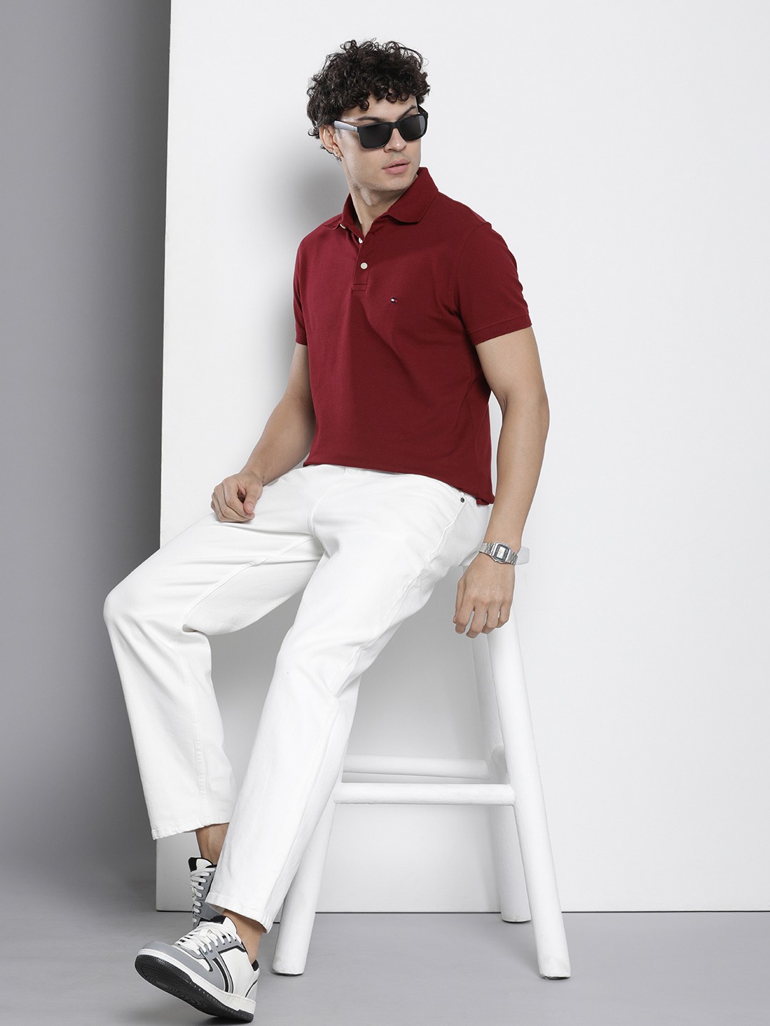 

Tommy Hilfiger Men Polo Collar Pure Cotton Slim Fit T-shirt, Maroon
