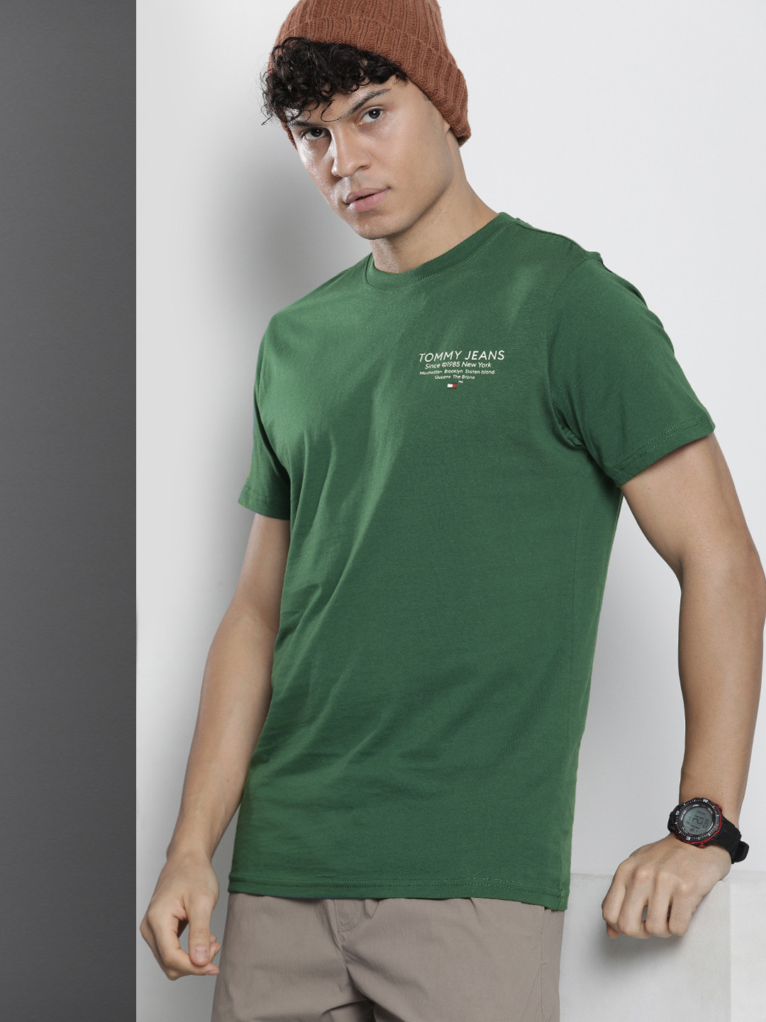 

Tommy Hilfiger Men Brand Logo Printed Pure Cotton Slim Fit T-shirt, Green