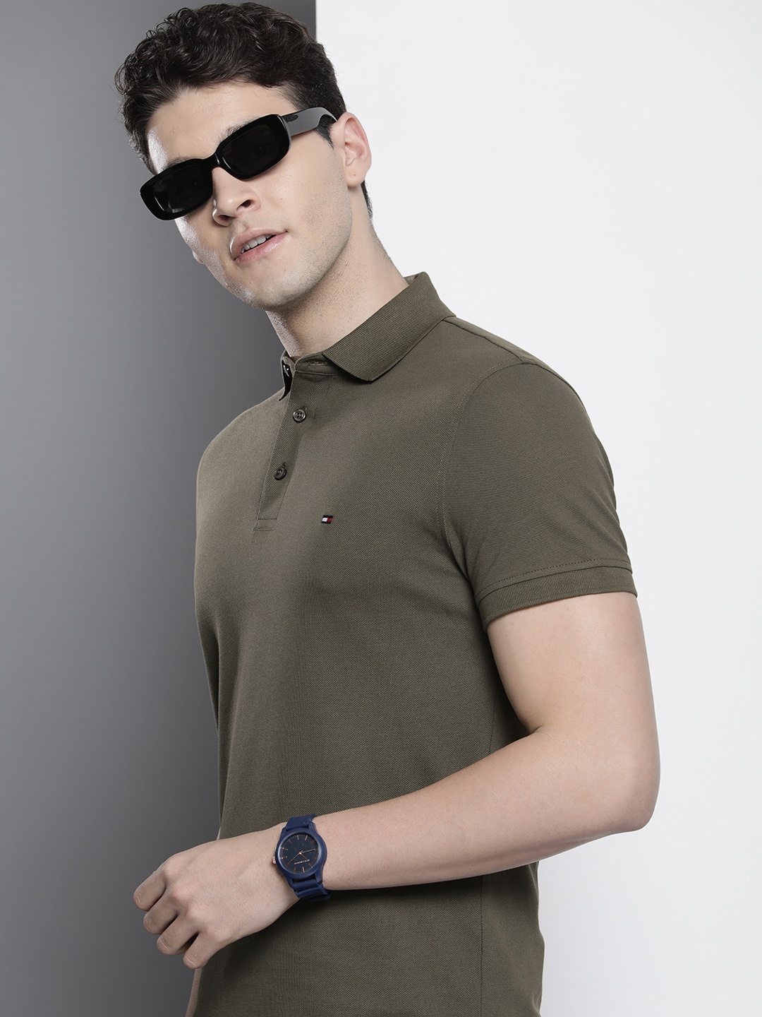 

Tommy Hilfiger Men Polo Collar Slim Fit T-shirt, Taupe