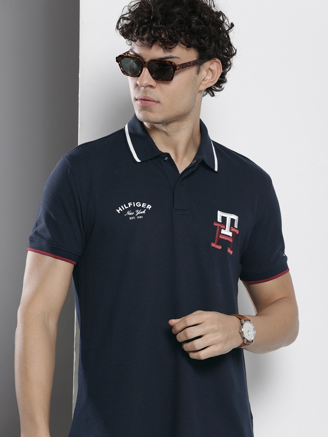 

Tommy Hilfiger Men Brand Logo Printed Polo Collar Pure Cotton T-shirt, Navy blue