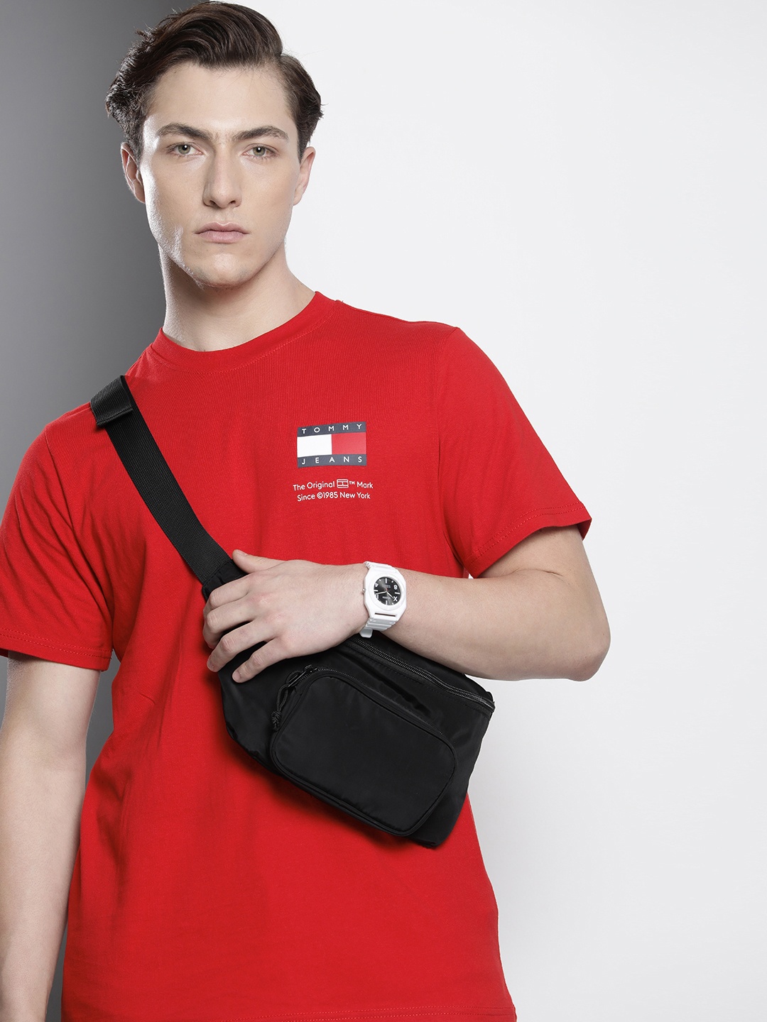 

Tommy Hilfiger Brand Logo Printed Pure Cotton Slim Fit T-shirt, Red