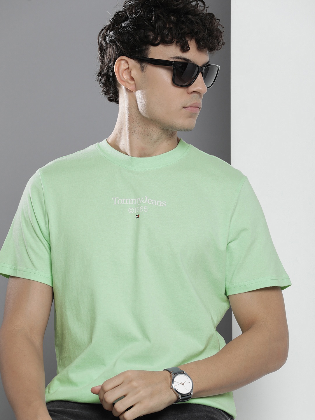

Tommy Hilfiger Men Pure Cotton Slim Fit T-shirt, Green
