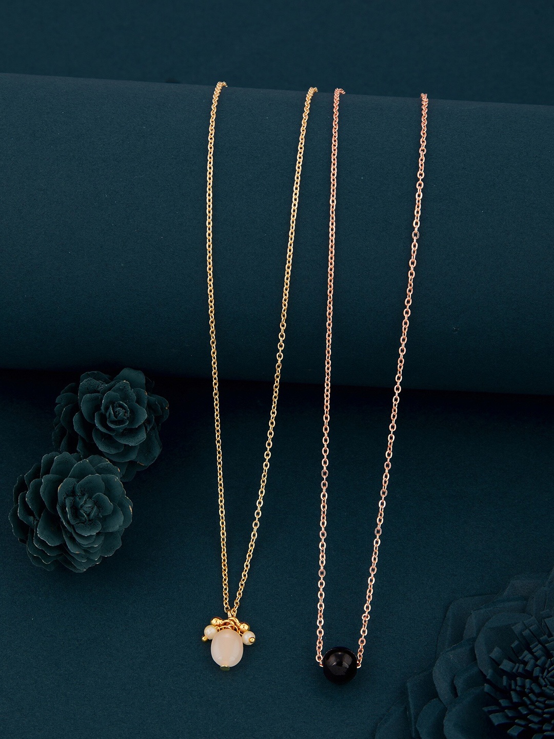 

DressBerry Beige Set Of 2 Gold-Plated Necklace and Chains