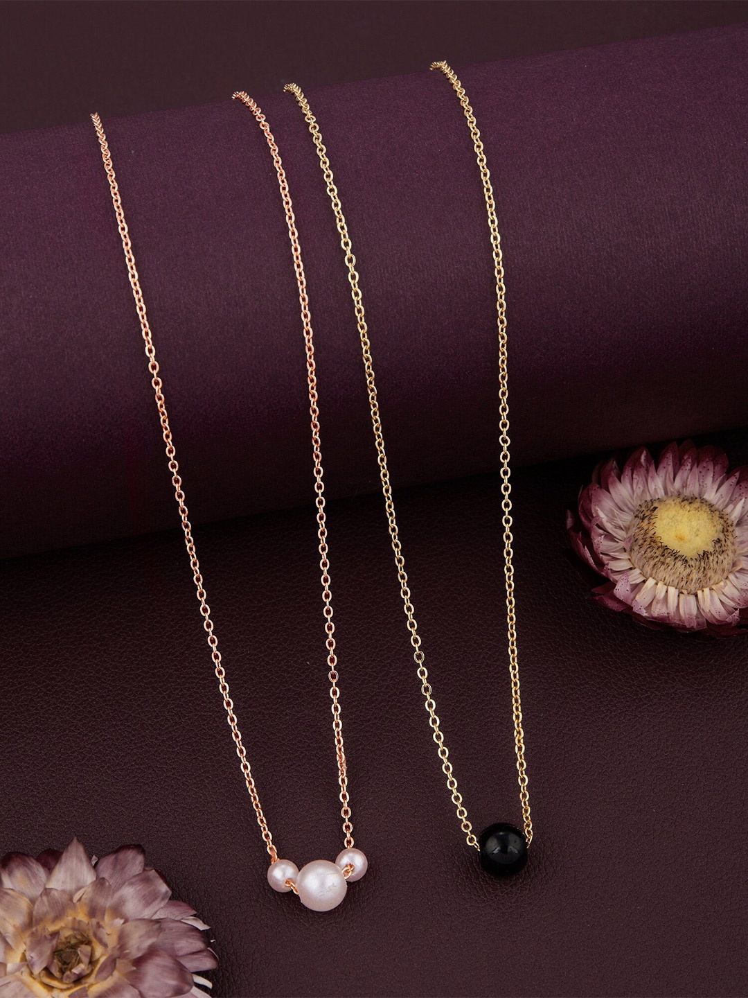 

DressBerry White Set Of 2 Gold-Plated Necklace And Chains