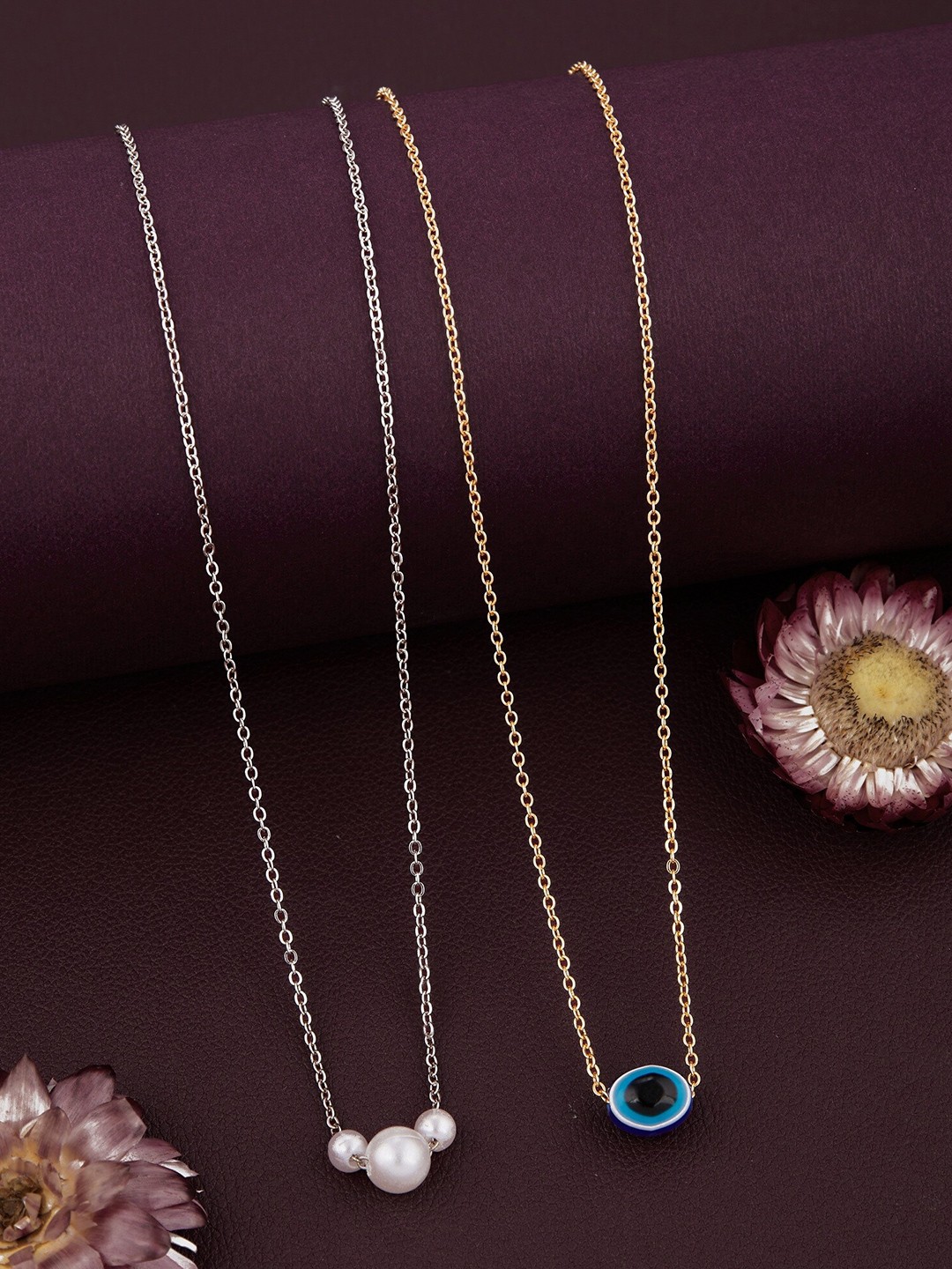 

DressBerry White Set Of 2 Gold-Plated Necklace And Chains