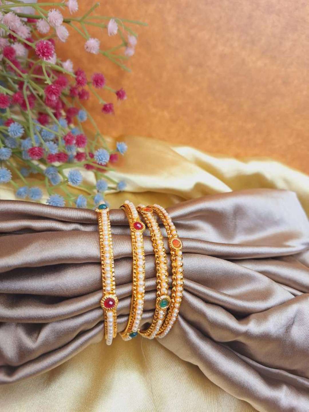

Crunchy Fashion Set Of 4 Gold Plated Bangle