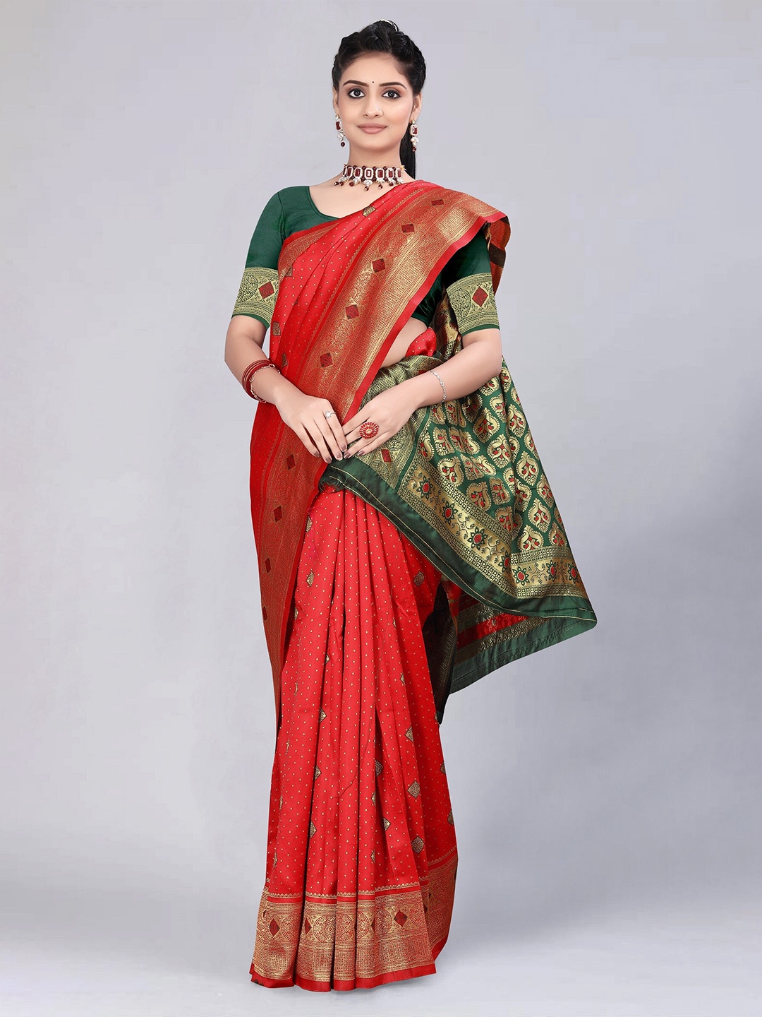

MUKHITA Woven Design Silk Blend Designer Banarasi Saree, Red