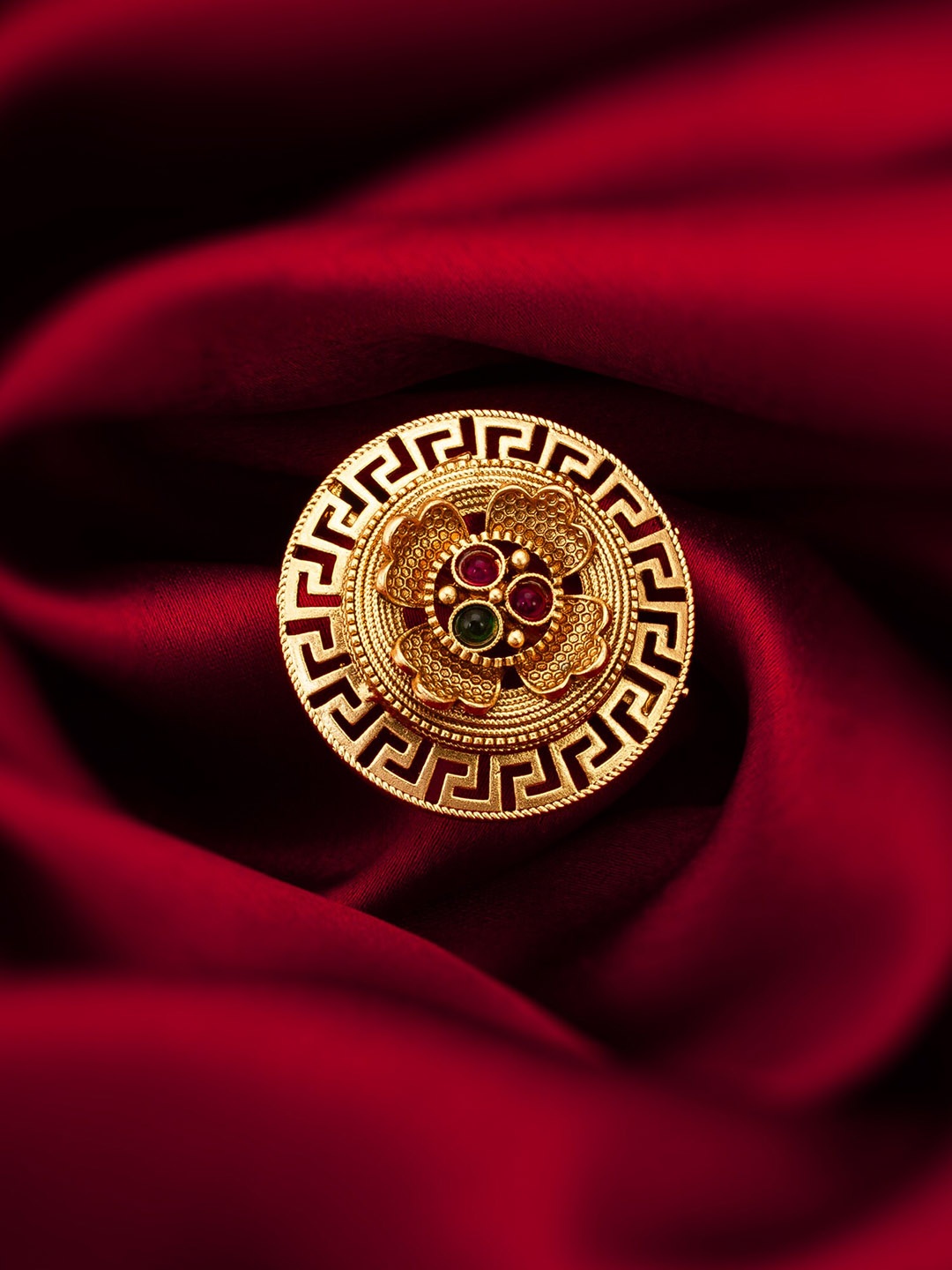 

aadita Gold Plated Kundan-Studded Adjustable Finger Ring