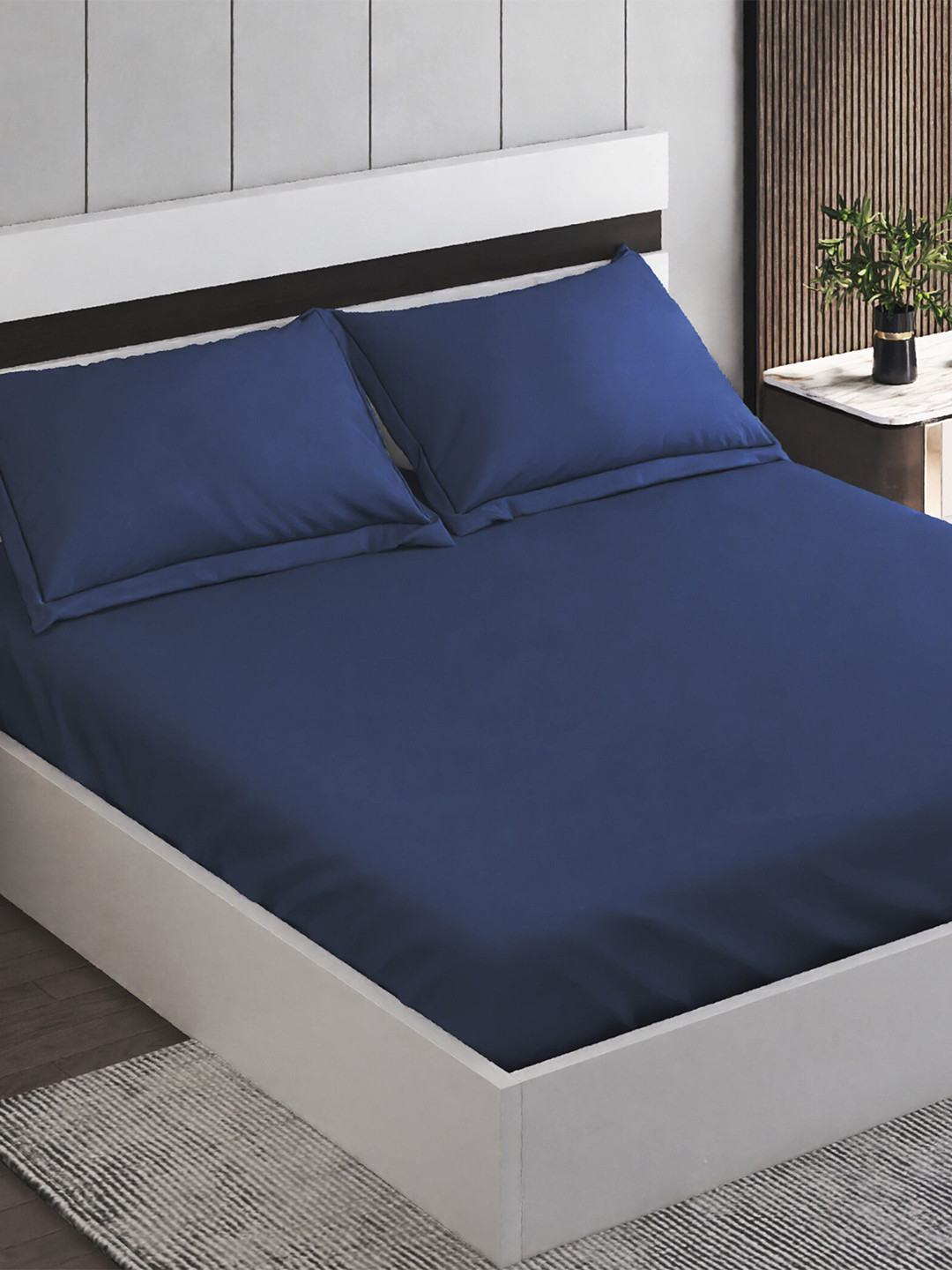 

Home Centre Navy Blue Fitted Cotton 120 TC King Bedsheet With 2 Pillow Covers