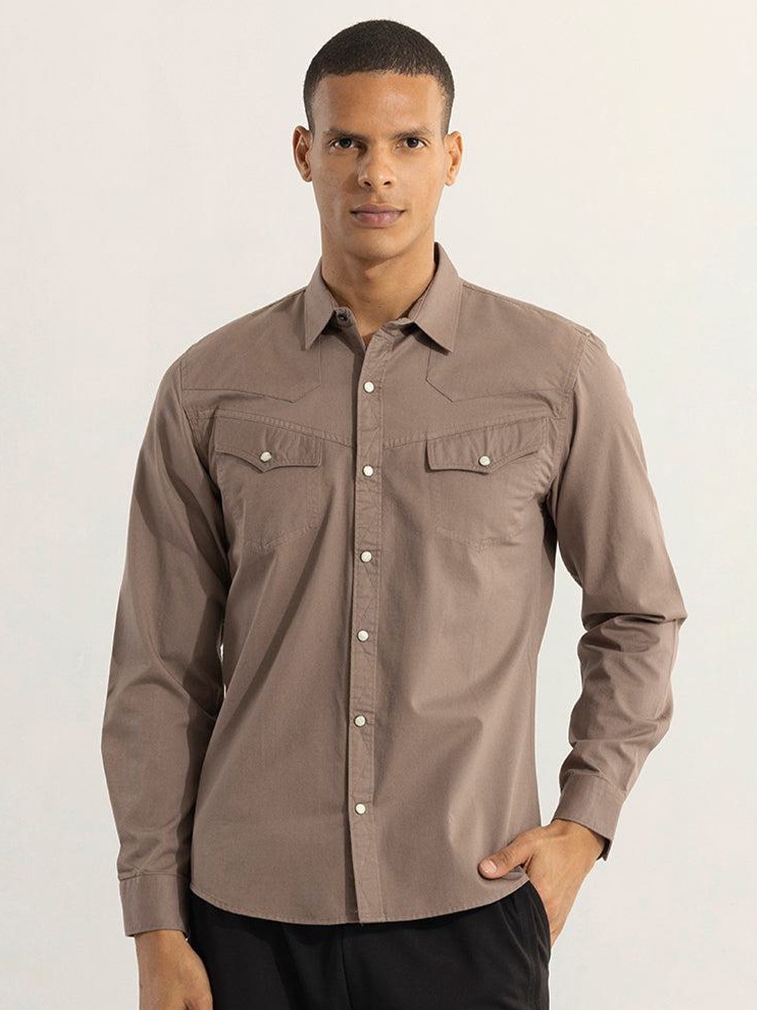 

Snitch Brown Classic Slim Fit Pure Cotton Casual Shirt