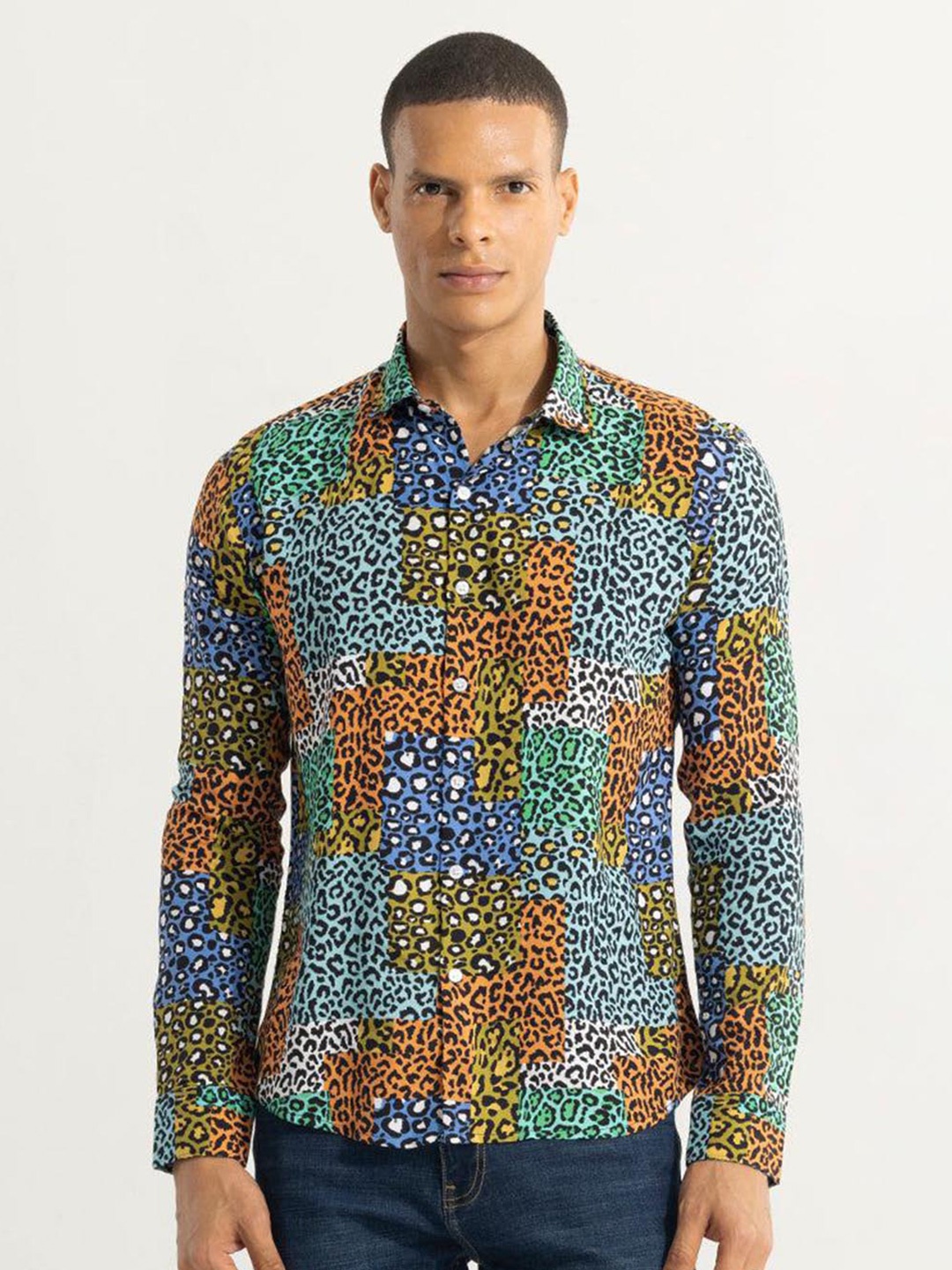 

Snitch Blue Classic Slim Fit Abstract Printed Casual Shirt