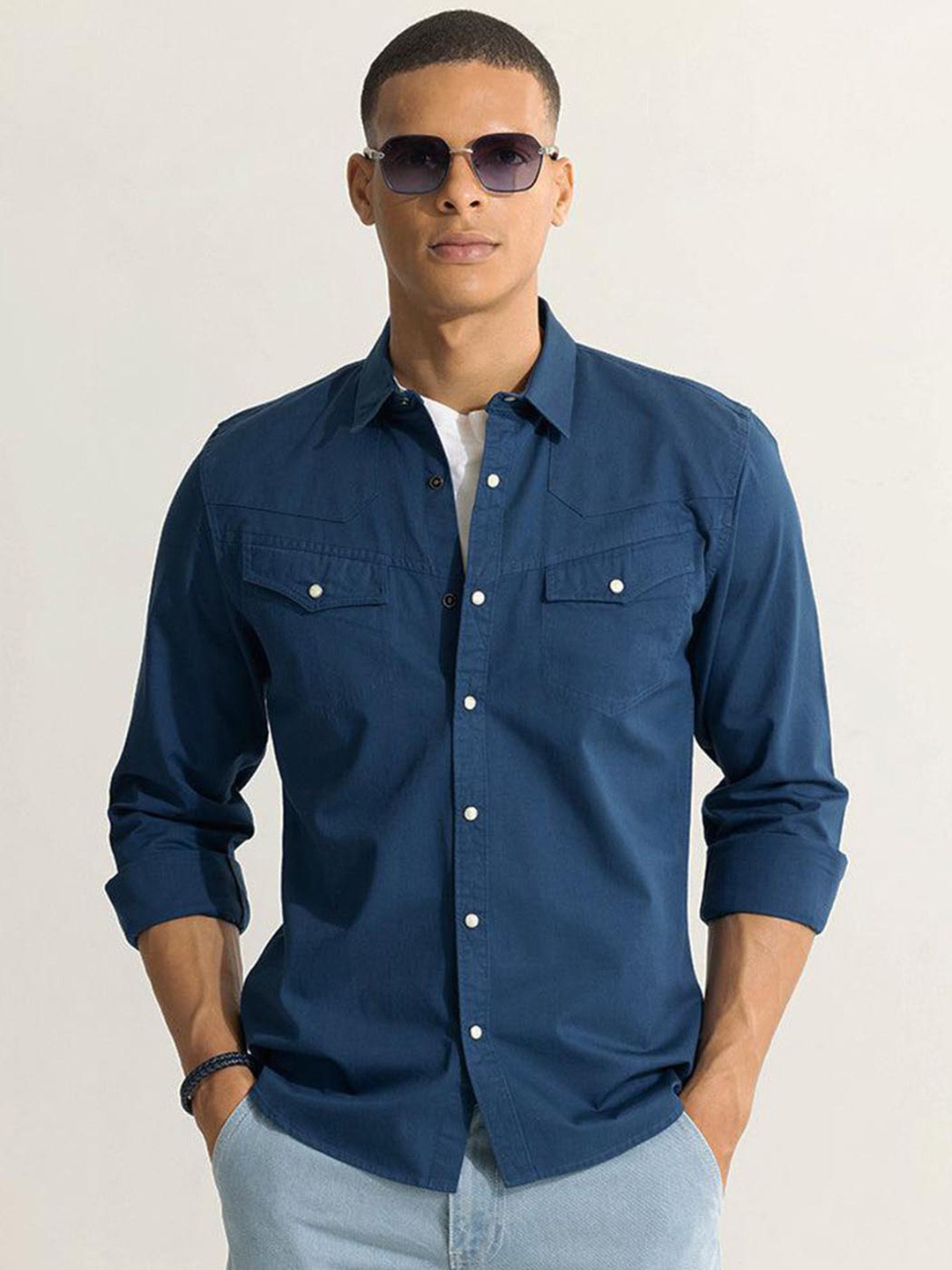 

Snitch Blue Classic Slim Fit Pure Cotton Casual Shirt