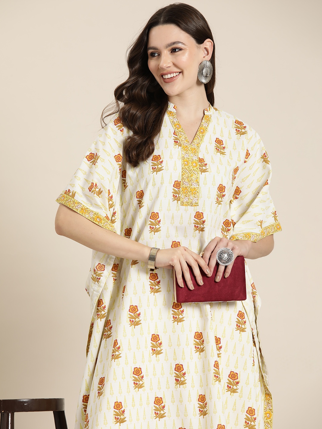 

HERE&NOW Women Floral Printed Extended Sleeves Floral Kaftan Kurta, White
