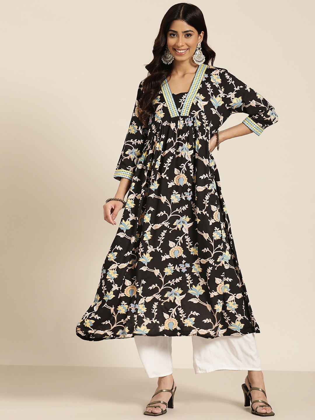 

HERE&NOW Floral Printed Mirror Work Anarkali Kurta, Black