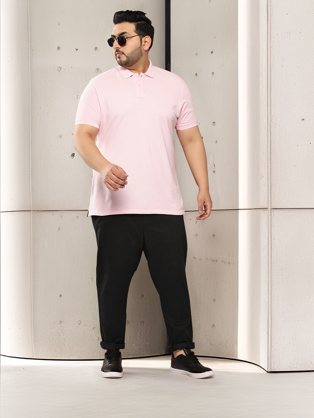 

Sztori Plus Size Men Solid Trousers, Black