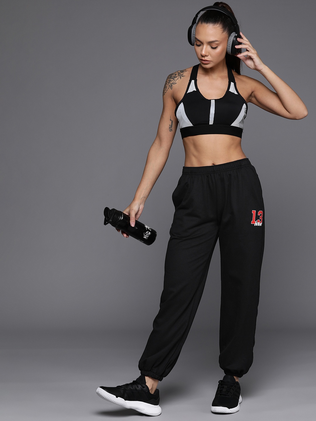 

HRX by Hrithik Roshan Women Lifestyle Joggers, Black