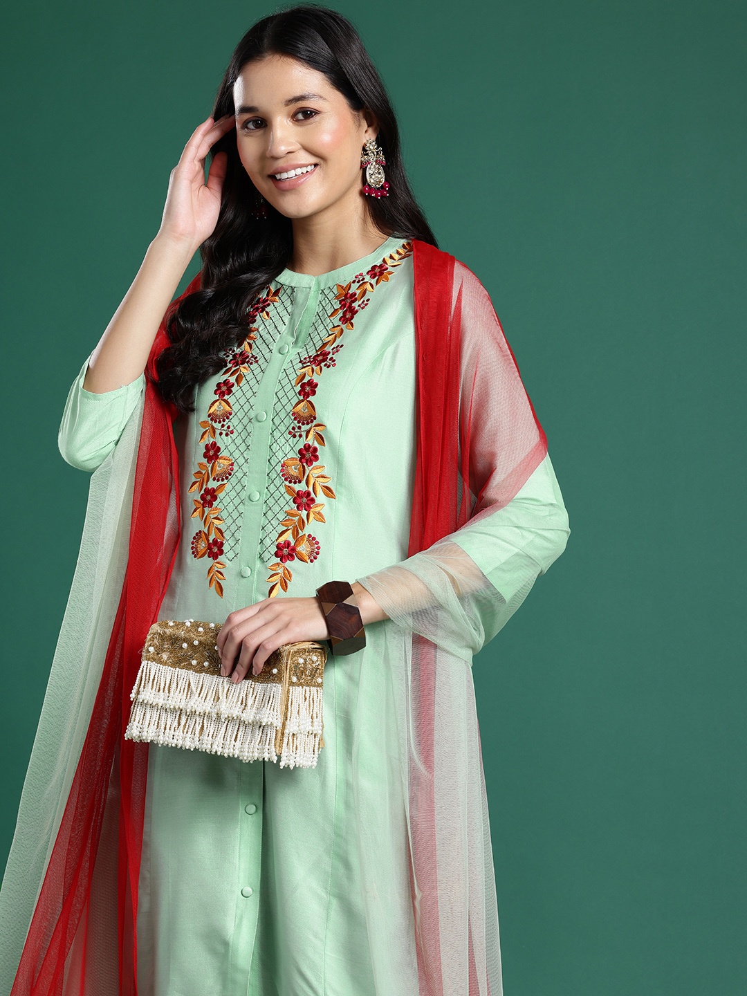 

Sangria Embroidered Kurta Set, Green