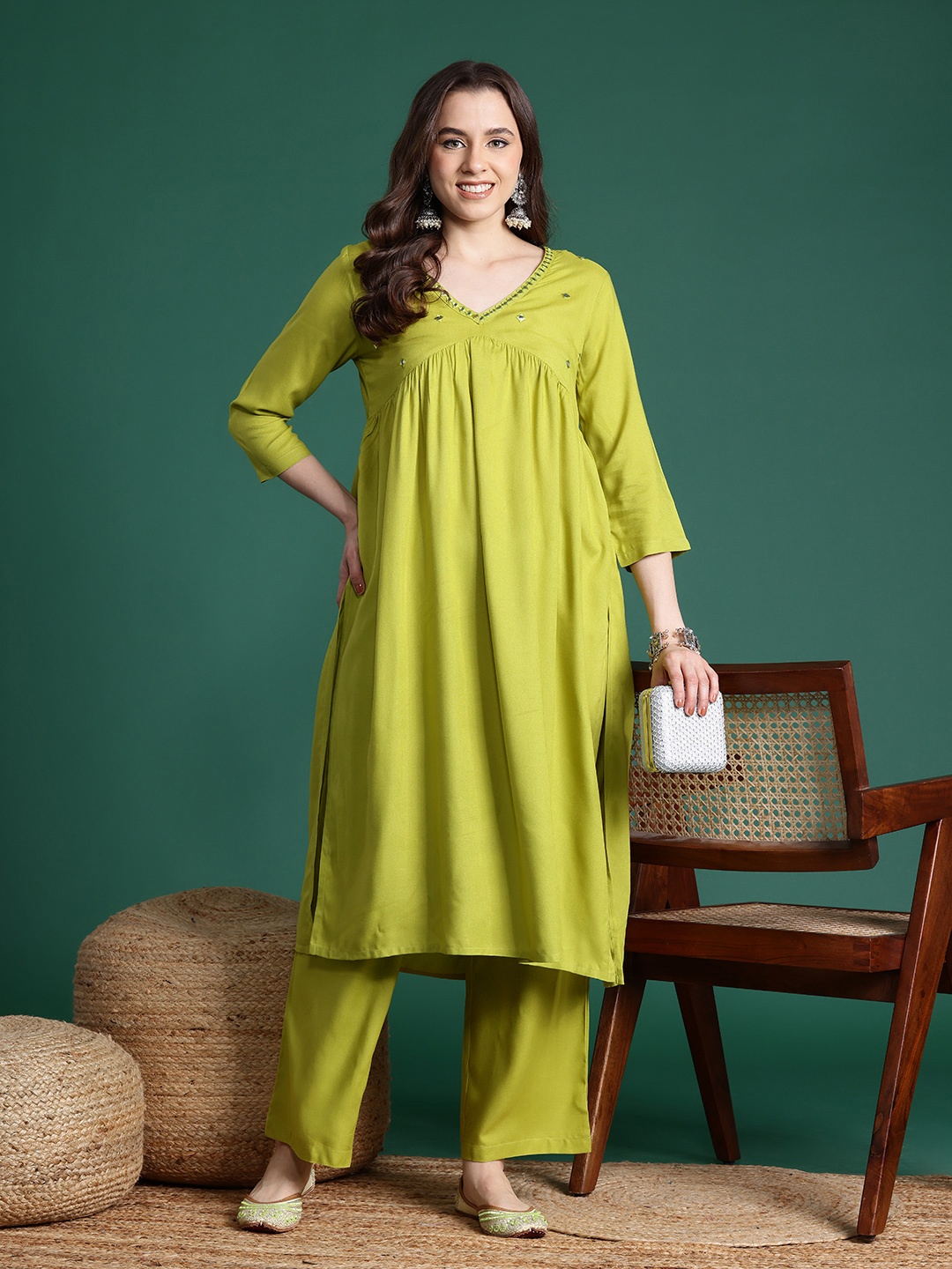 

Sangria Empire Mirror Work Kurta with Palazzos, Green