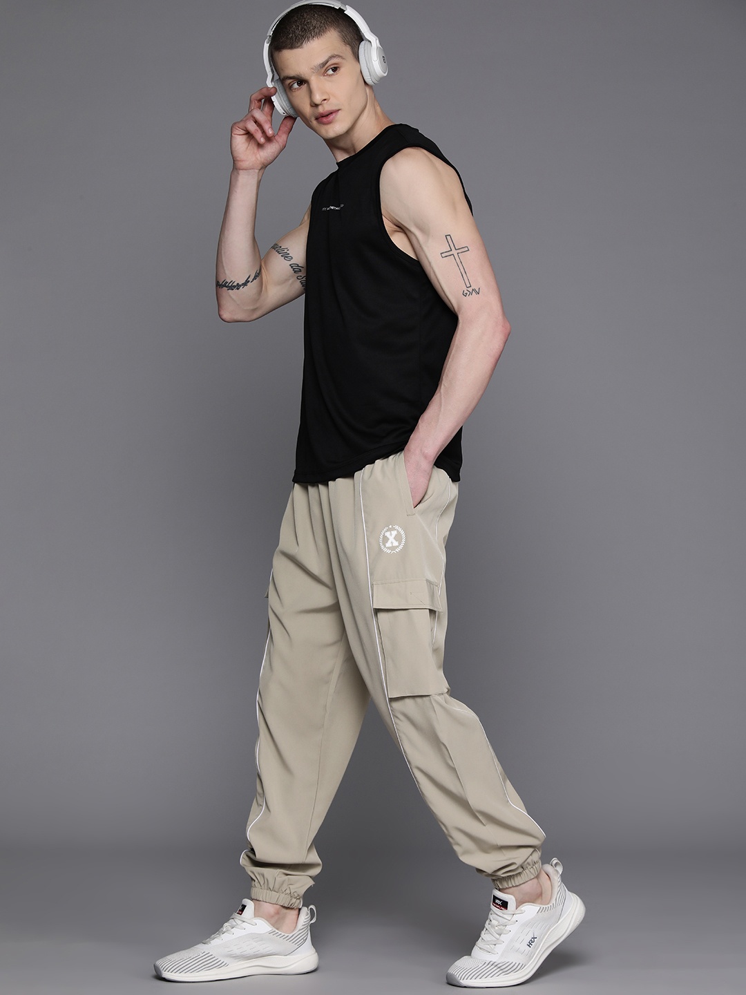

HRX by Hrithik Roshan Men Lifestyle Joggers, Beige
