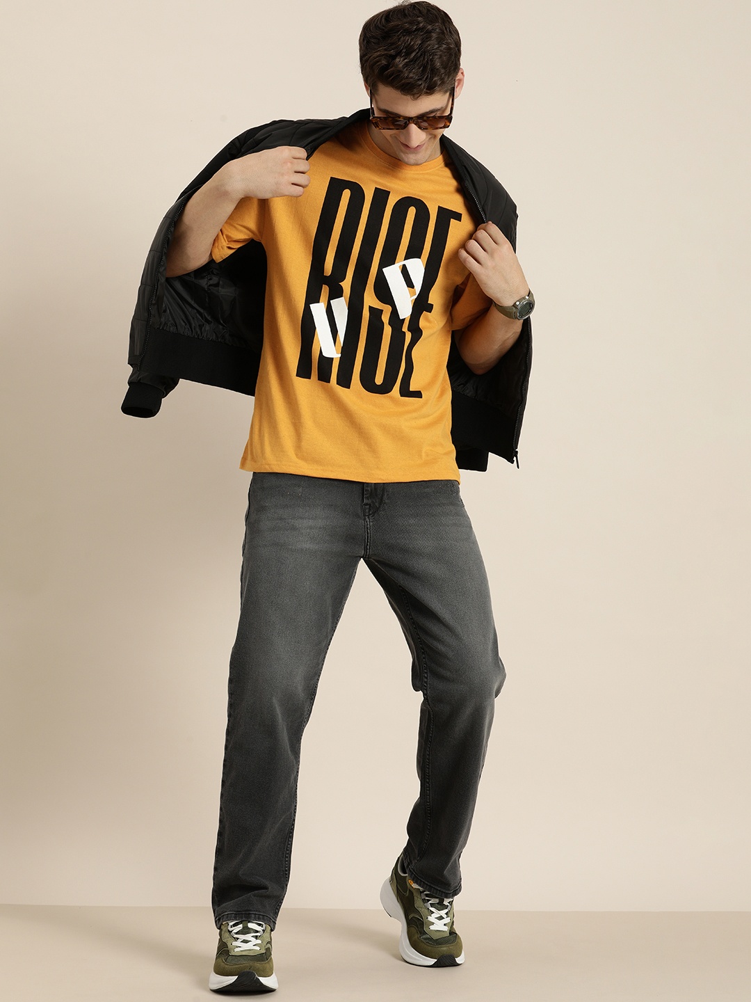 

HERE&NOW Typography Printed Drop-Shoulder Sleeves T-shirt, Mustard
