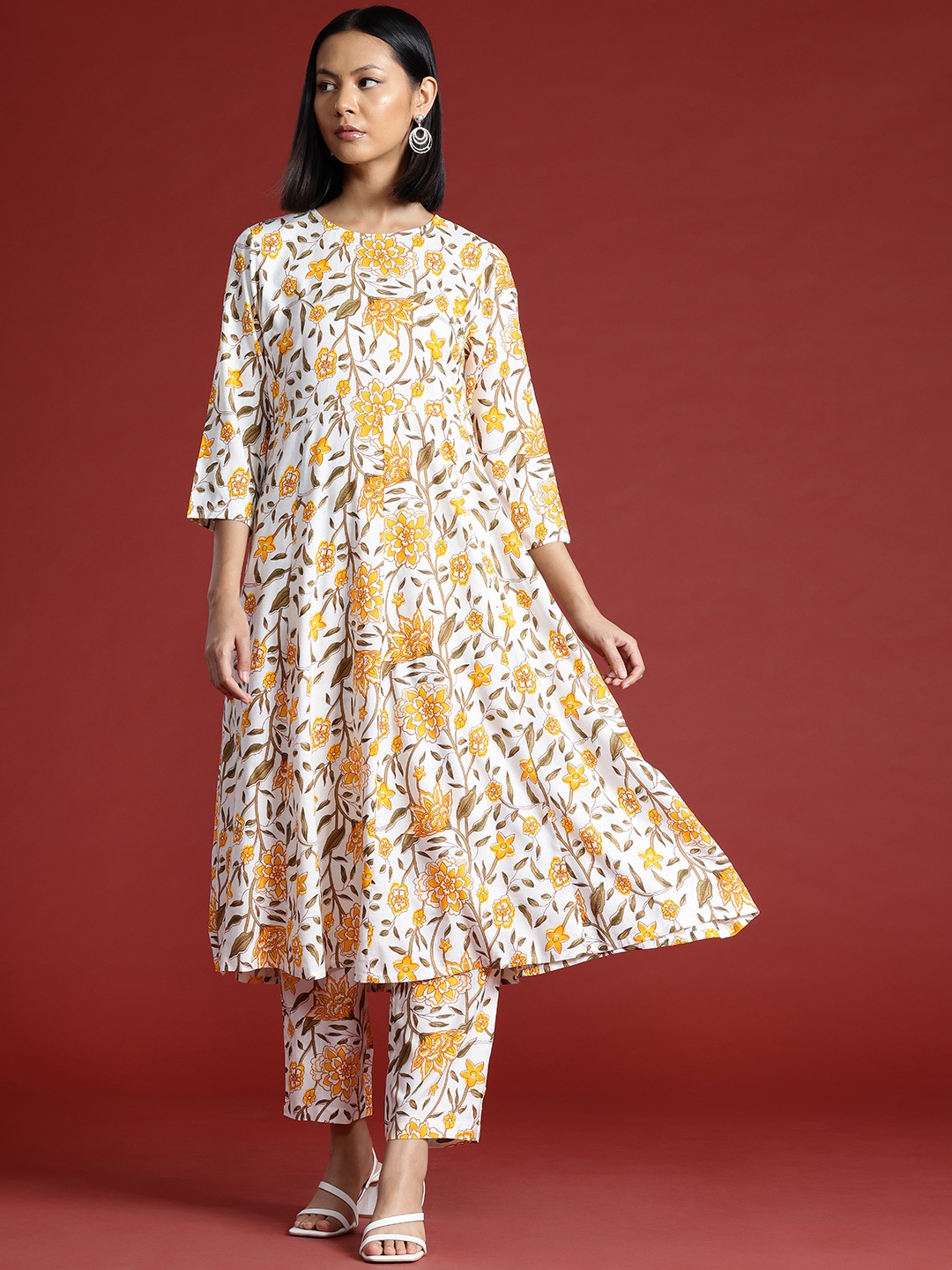 

all about you Women Floral Printed Kurta with Trousers, White