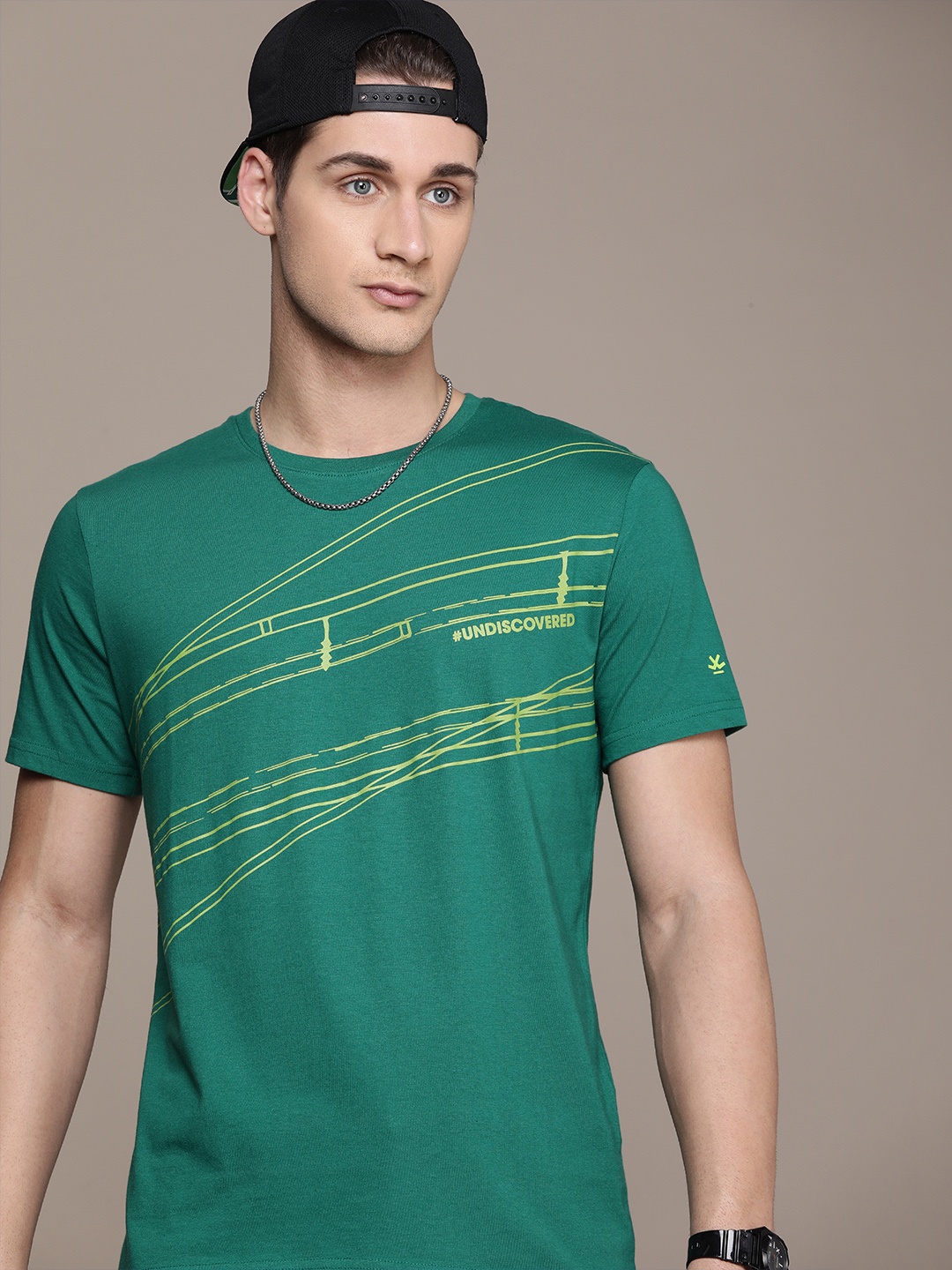 

WROGN Men Typography Printed T-shirt, Green