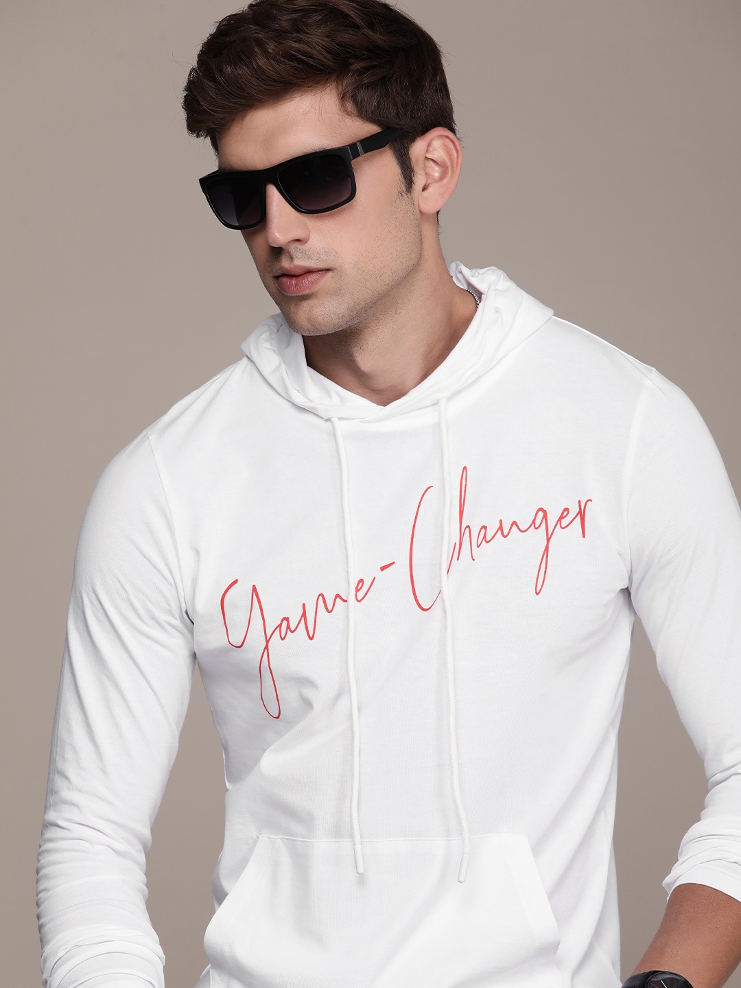 

WROGN Typography Printed Hooded Pure Cotton Pockets Slim Fit T-shirt, White