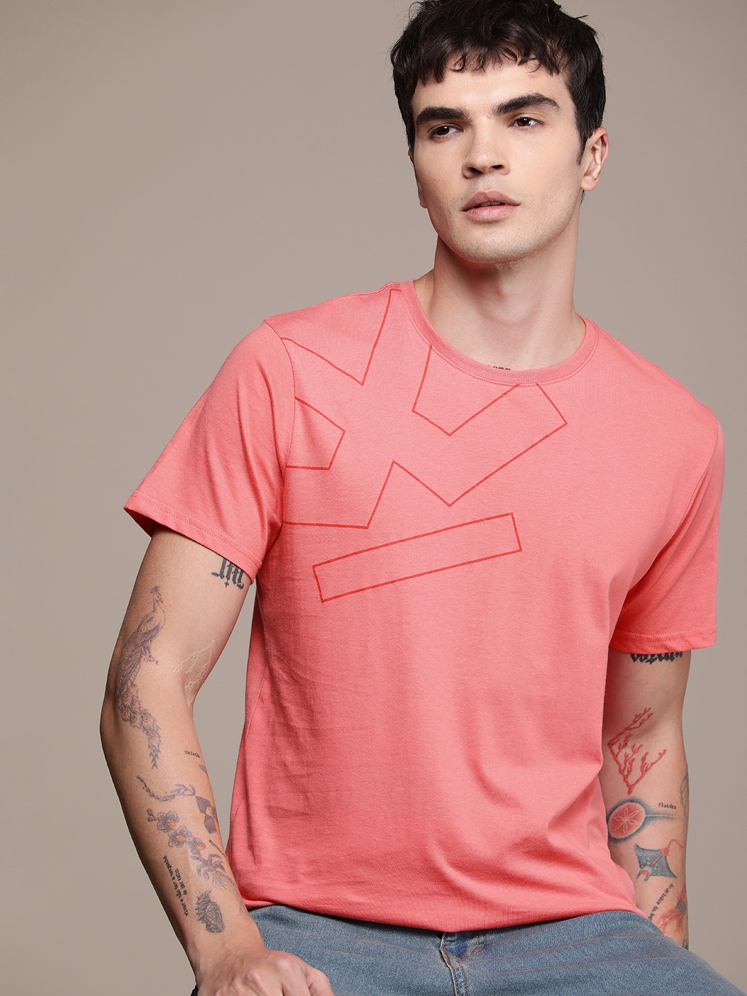 

WROGN Brand Logo Printed Slim Fit Round Neck T-shirt, Pink