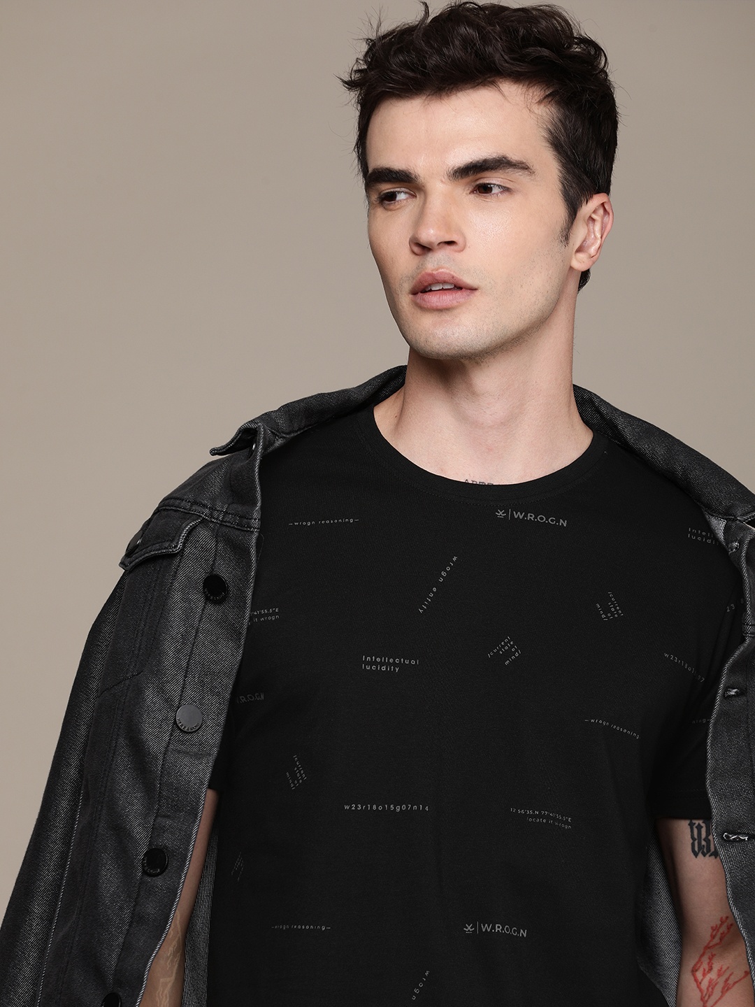 

WROGN Typography Printed Pure Cotton Slim Fit T-shirt, Black