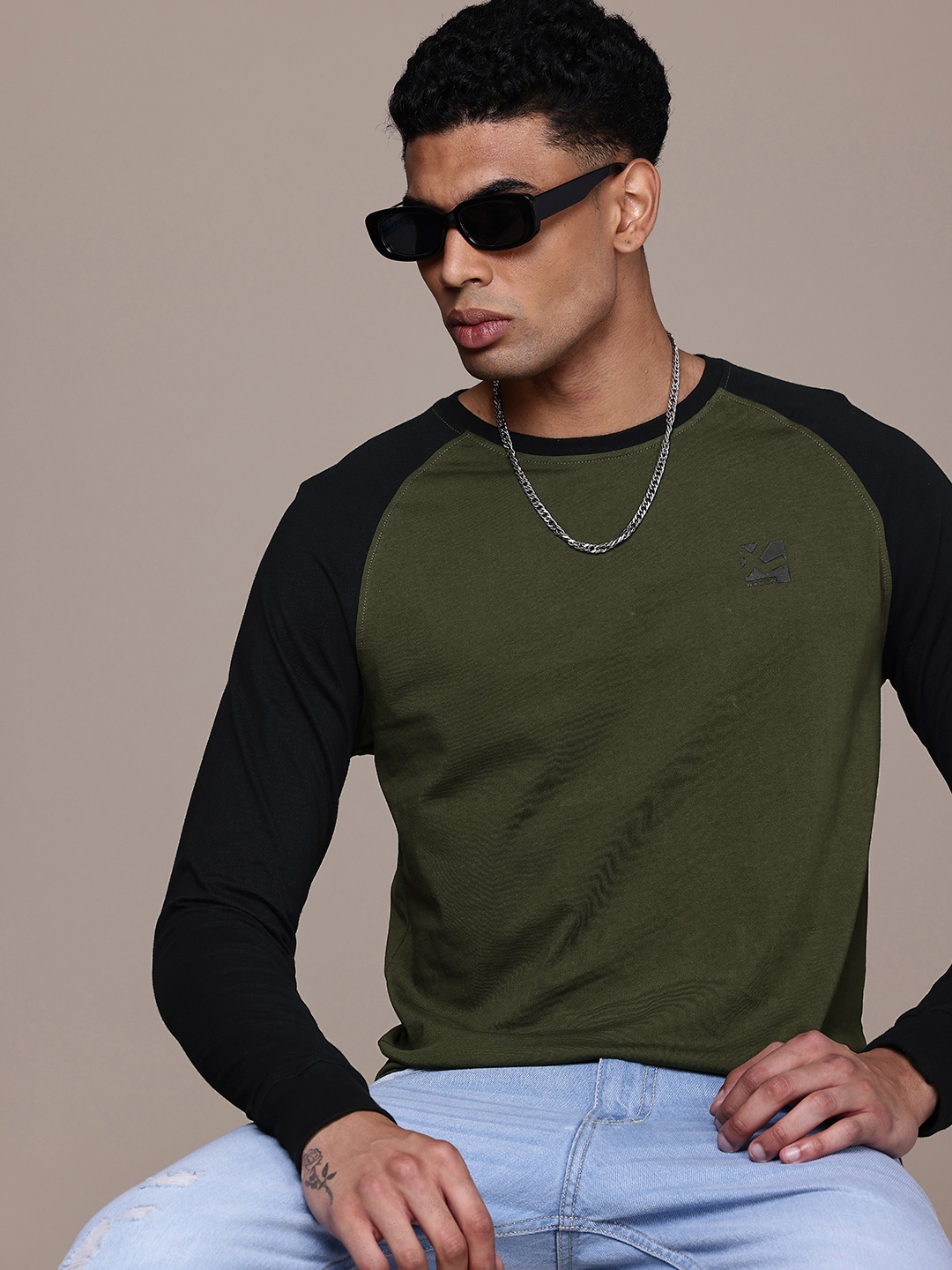 

WROGN Pure Cotton Raglan Sleeves Slim Fit T-shirt, Olive