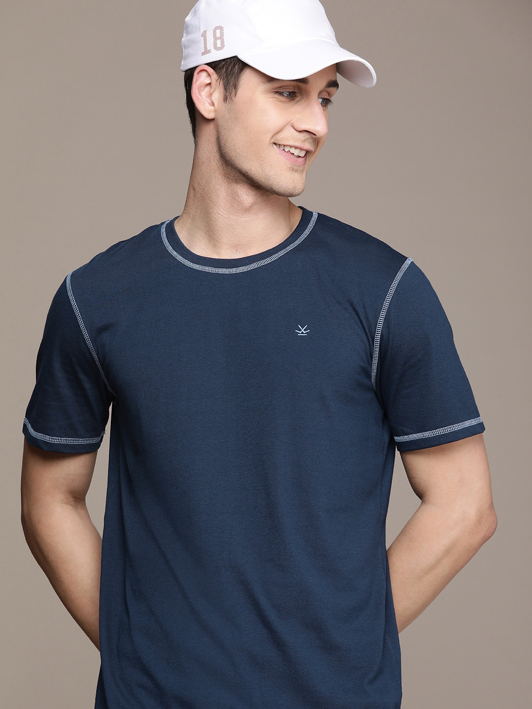 

WROGN Solid Round-Neck Casual T-shirt, Teal