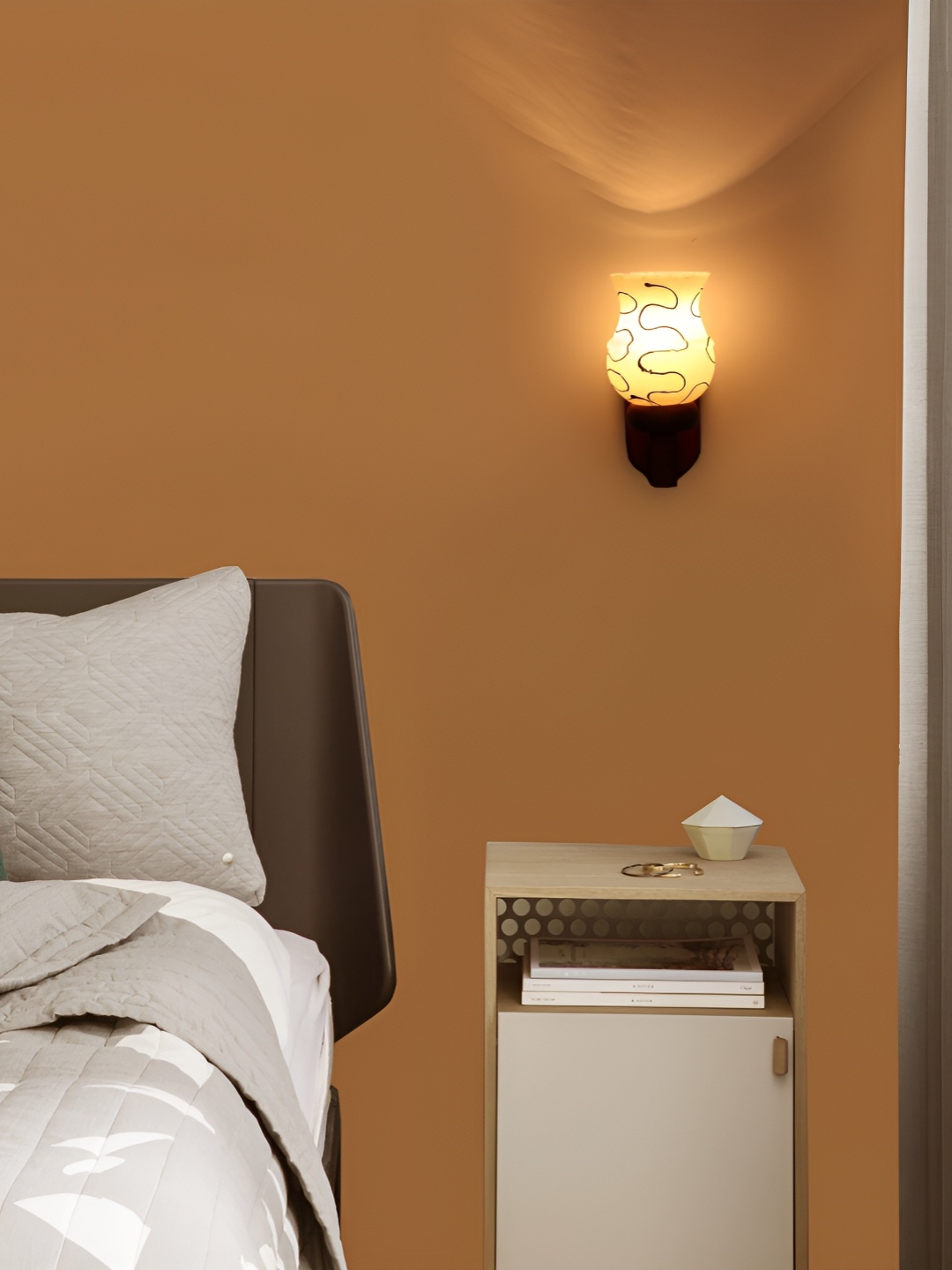 

Afast Yellow & Brown 4 Pieces Printed Abstract Shaped Glass Wall Lamps